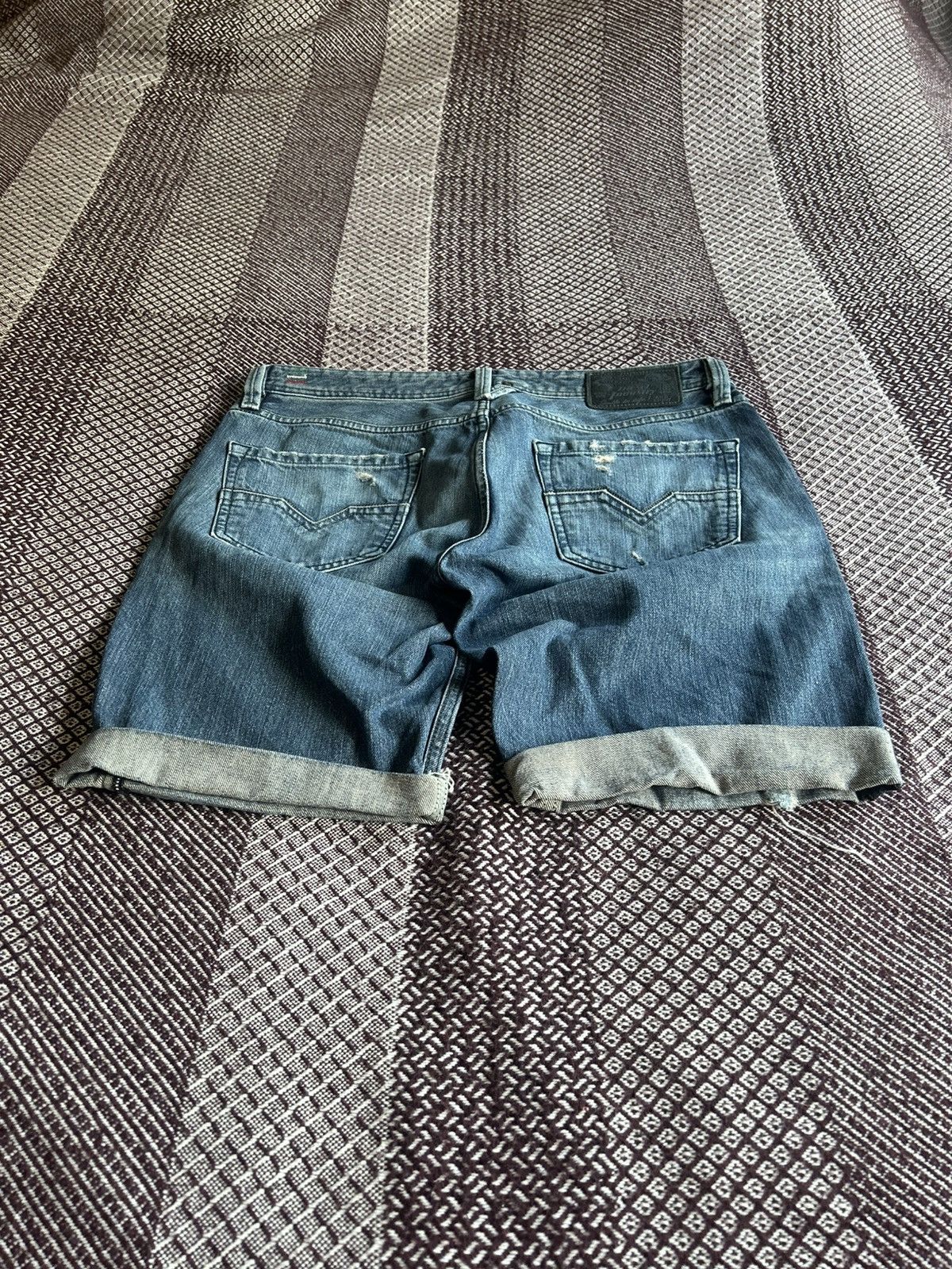 Vintage Vintage Diesel Larkee Denim Shorts Faded Japanese Size 32x34 Size US 32 / EU 48 - 4 Thumbnail