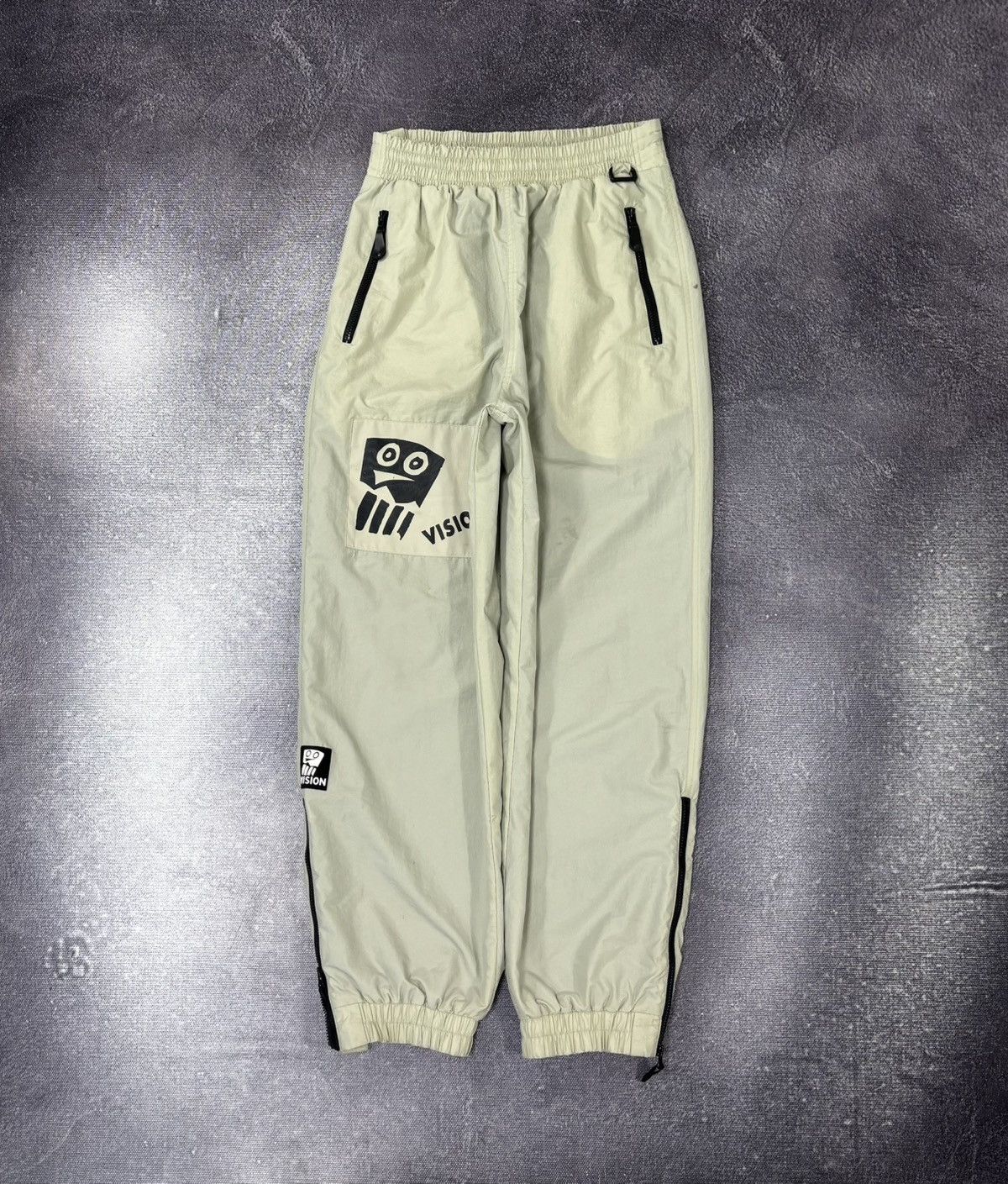 Japanese Brand Vintage Vision Y2K Beige Japanese Hype Baggy Nylon Pants Size US 34 / EU 50 - 1 Thumbnail