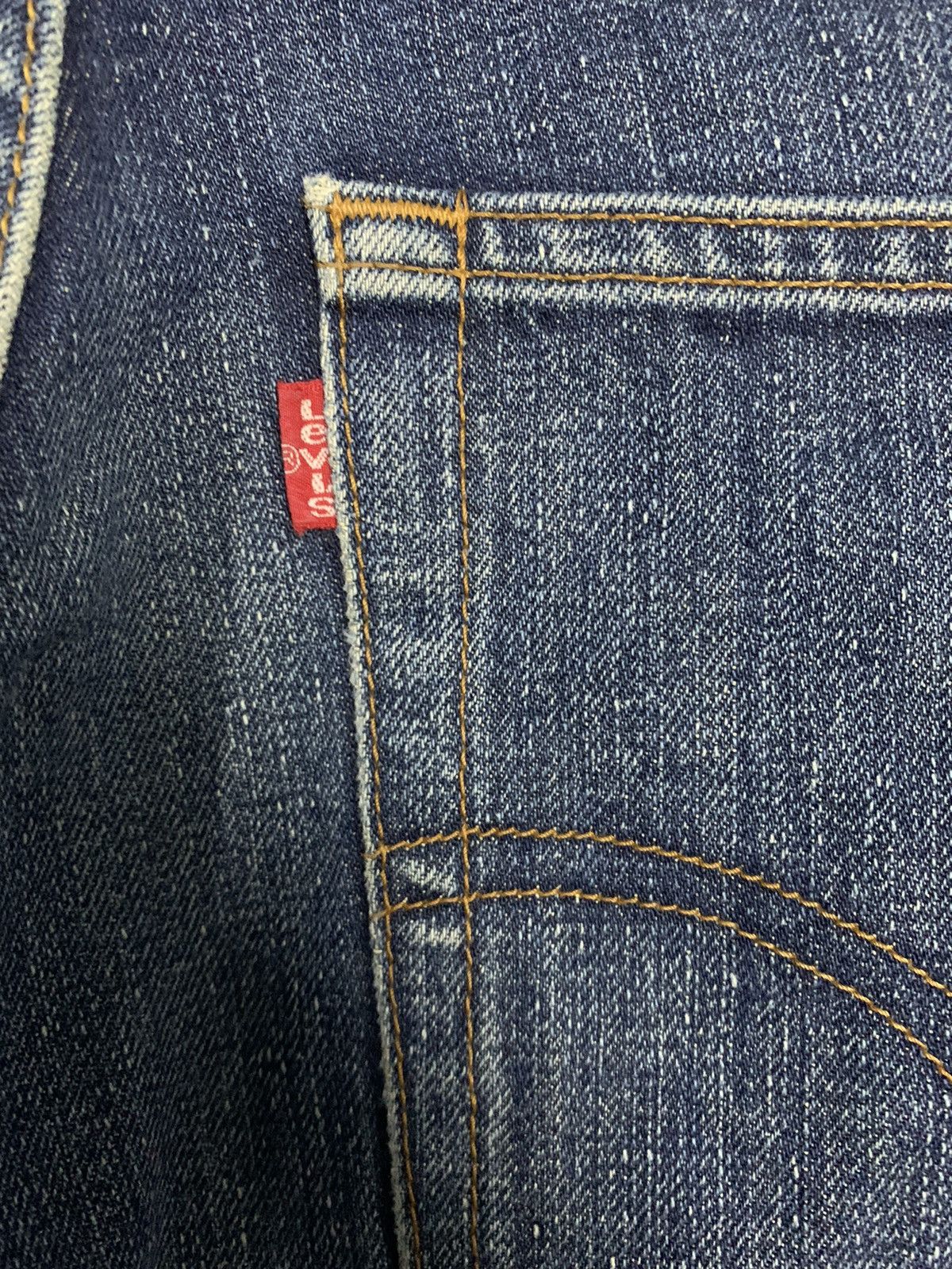 Levi's Vintage Clothing Vintage Y2K Levis 505 Blue Wash Ripped Jeans Made in Japan Size US 32 / EU 48 - 12 Thumbnail