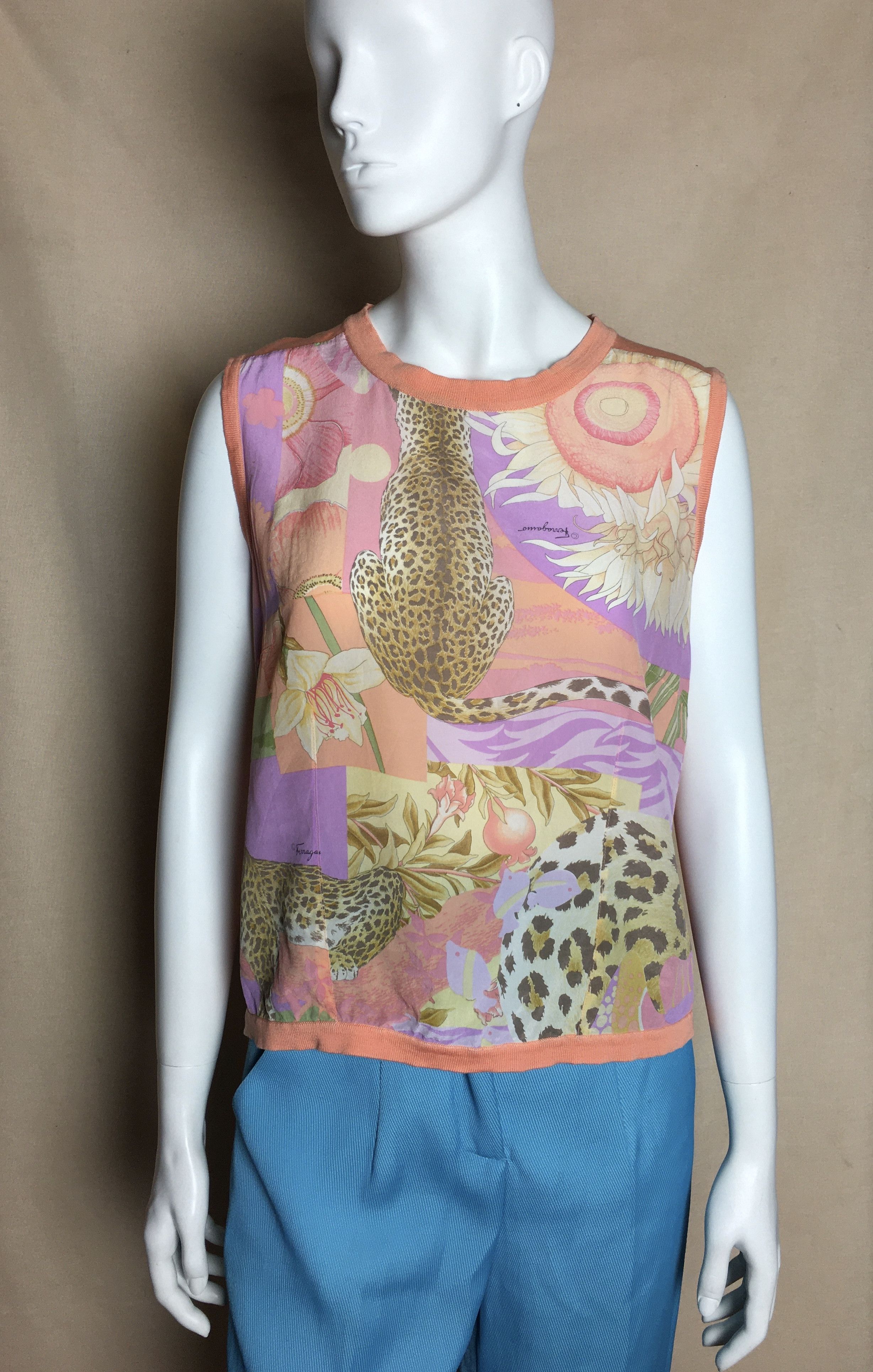 Salvatore Ferragamo Salvatore Ferragamo Silk Cotton Jungle Print Top Size M Size M / US 6-8 / IT 42-44 - 6 Thumbnail