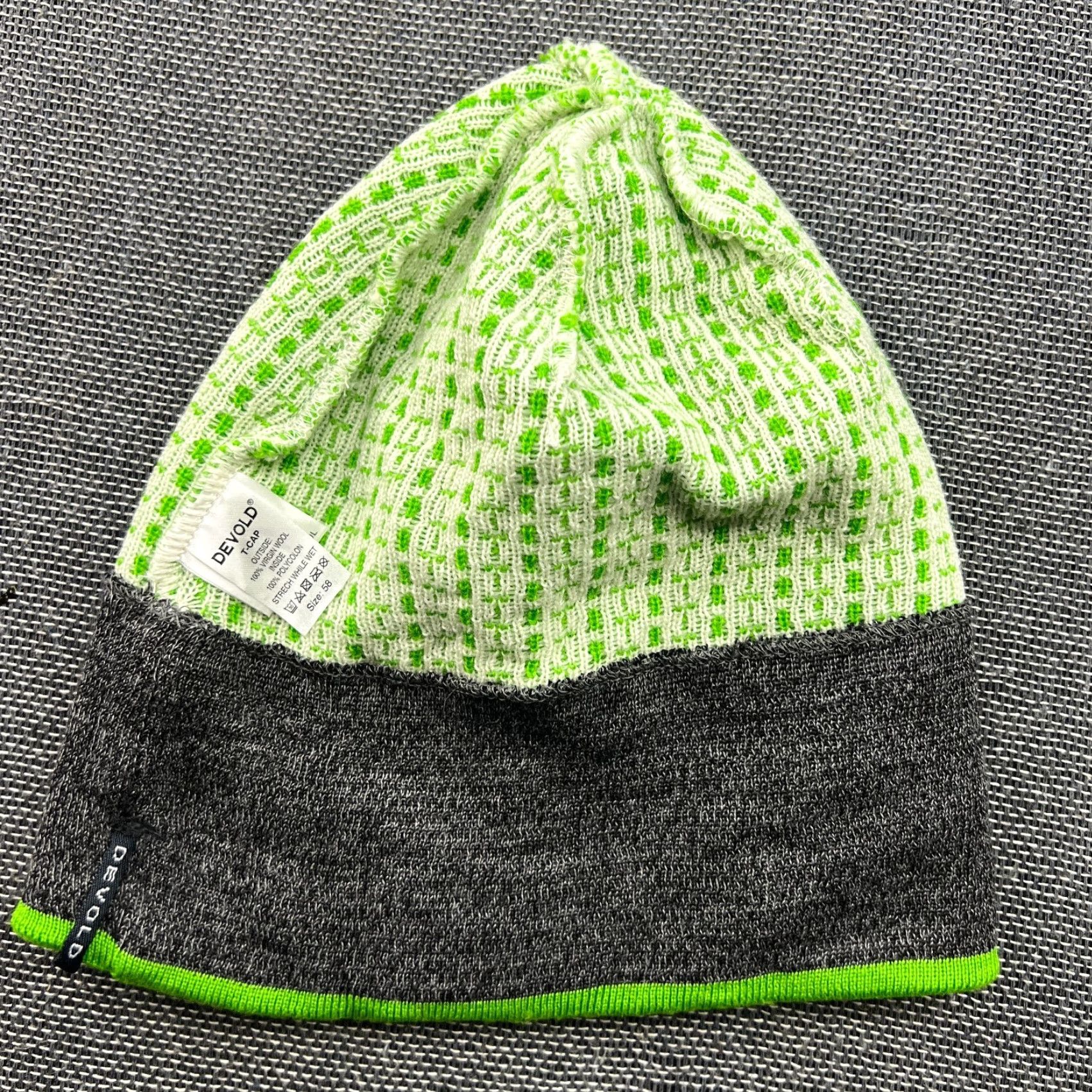 Vintage Devold Beanie Hat One Size 100% Virgin Wool Black Green Thermal Lined Unisex Adults Beanie Wool Knit Solid Mens Womens Boys Girls Size ONE SIZE - 3 Thumbnail