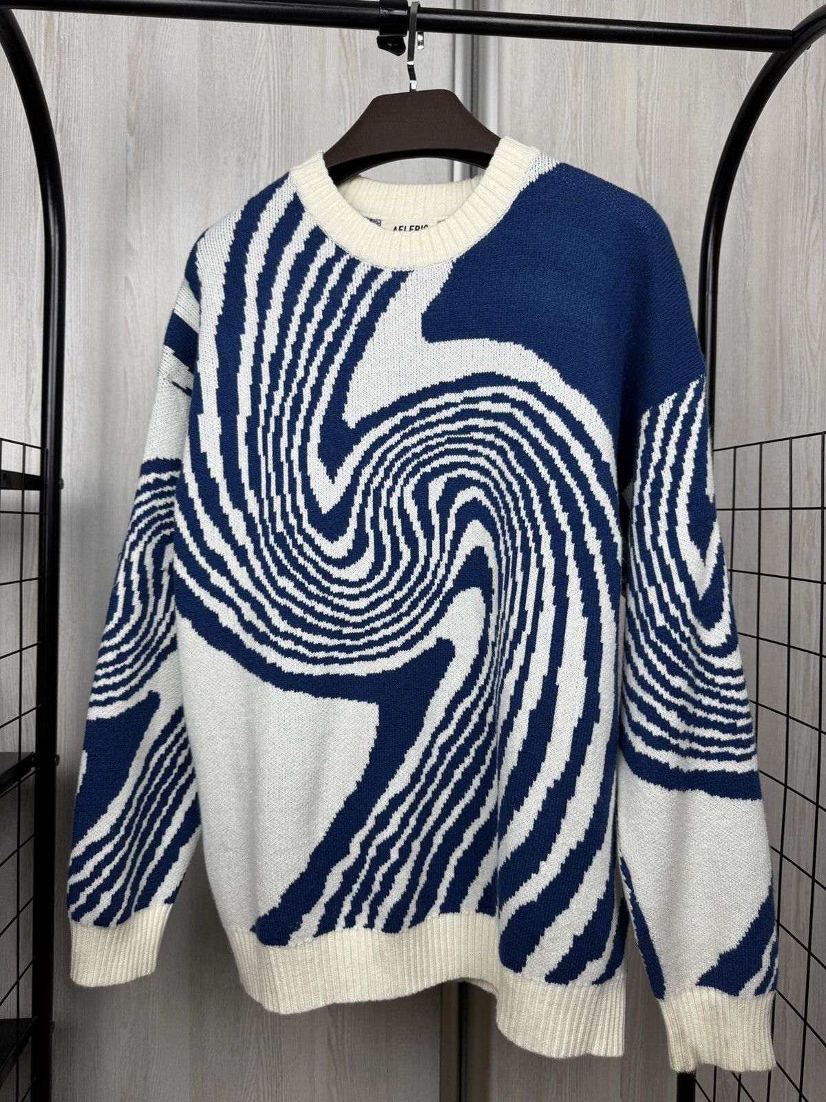 Designer Aelfric Eden Whirlpool Knit Soft Sweater Unisex size L Size US L / EU 52-54 / 3 - 3 Thumbnail