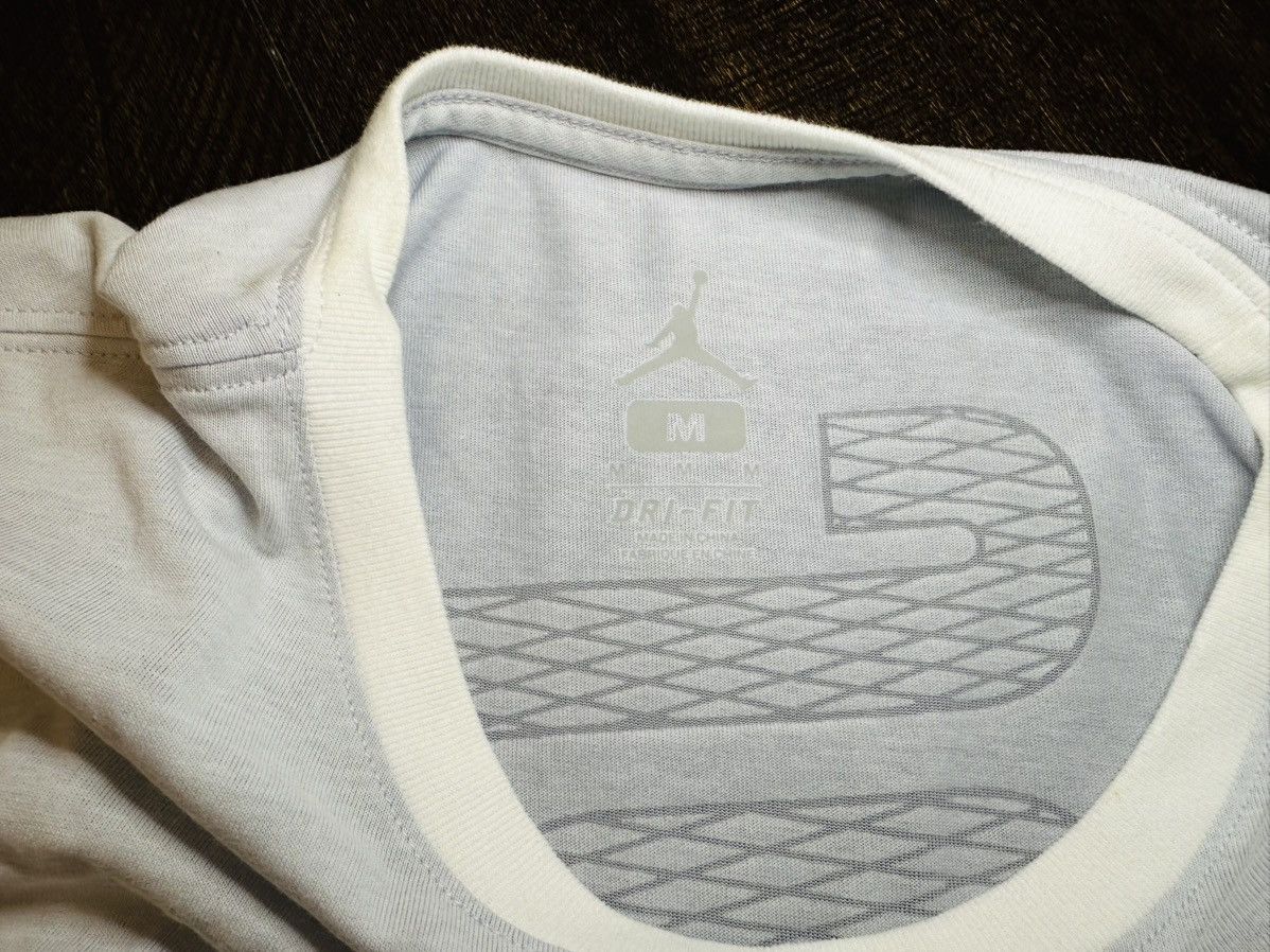 Nike NWT Jordan Nike Dri-Fit Flight T-Shirt Men’s Gray-Medium Size US M / EU 48-50 / 2 - 7 Thumbnail