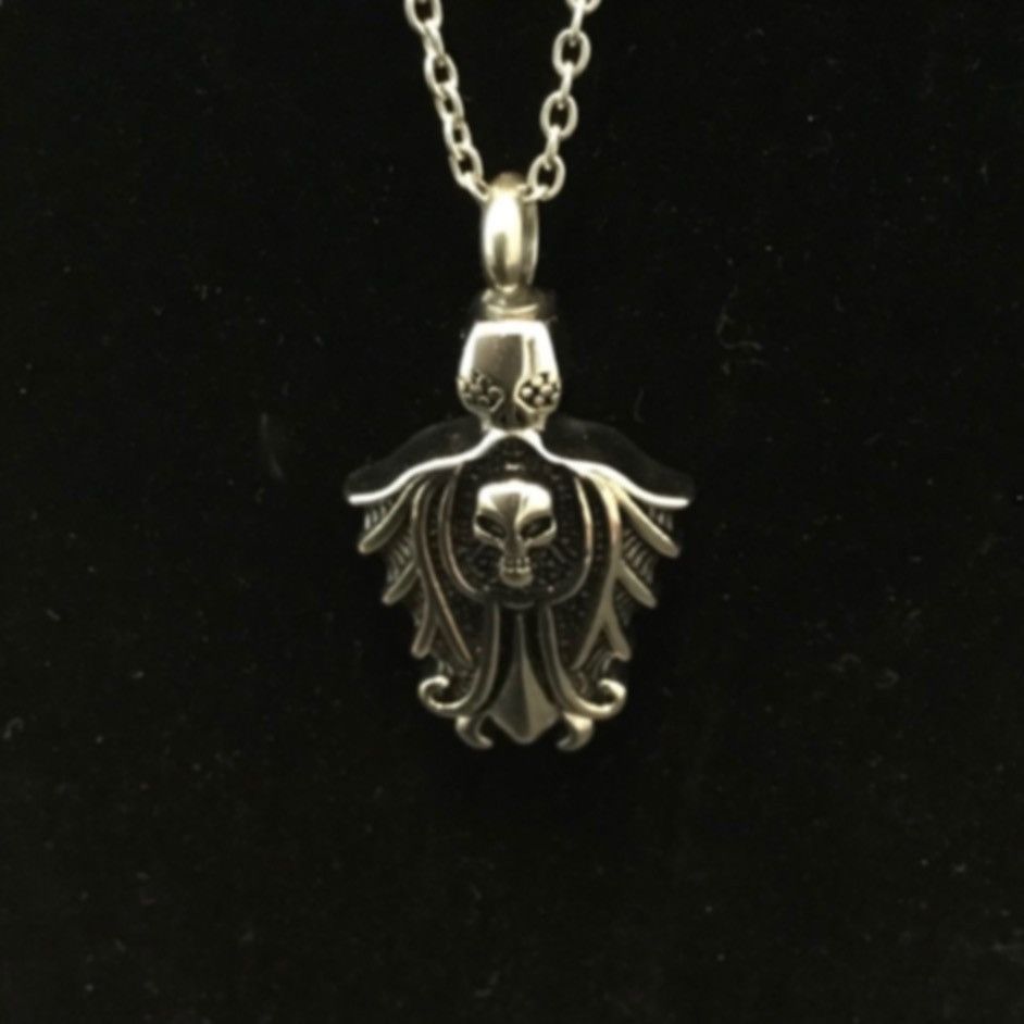 Vintage Ornate skull pendant 22” necklace with inscription Size ONE SIZE - 3 Thumbnail