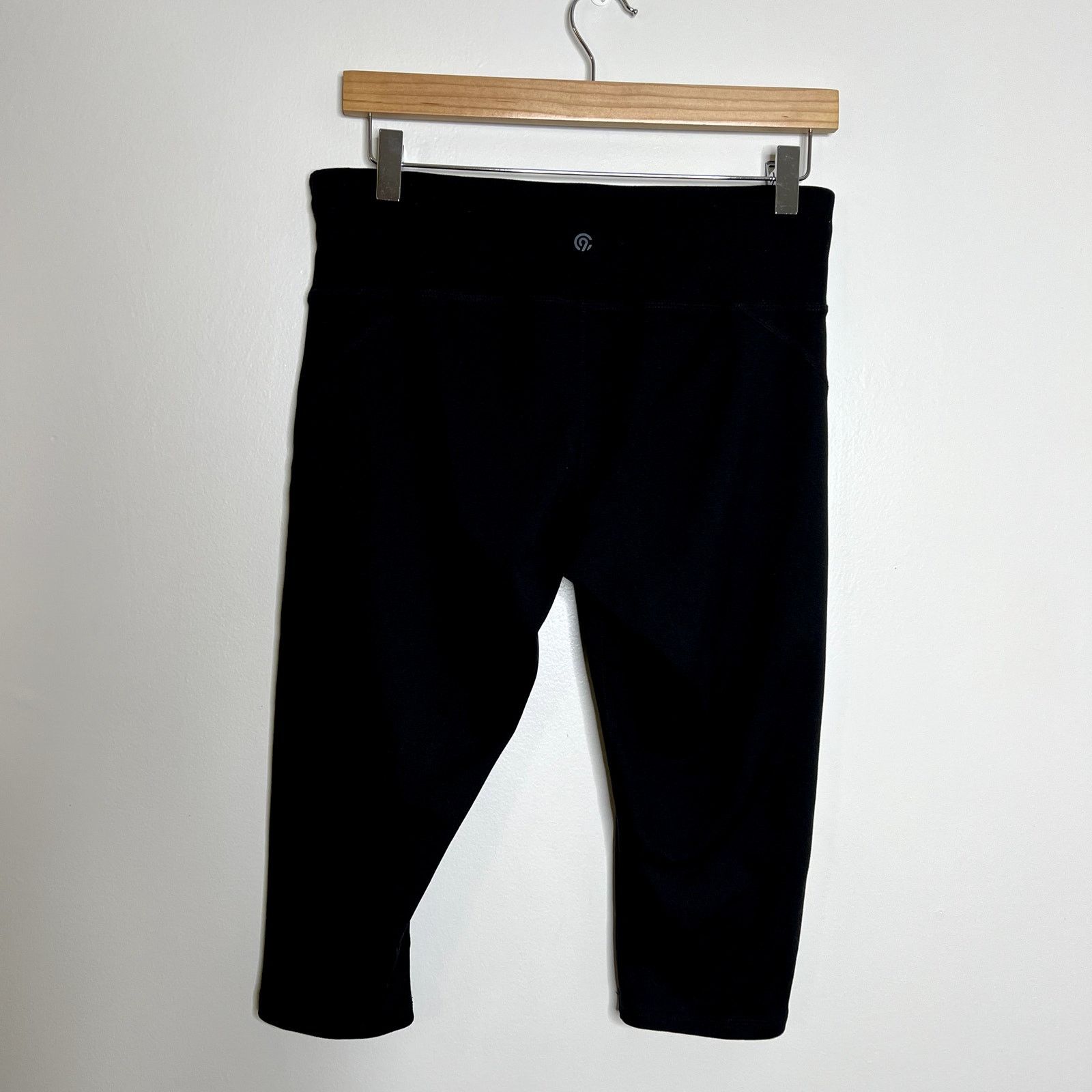 Champion Champion Black Capri Athletic Leggings Size 34" / US 12 / IT 48 - 2 Thumbnail