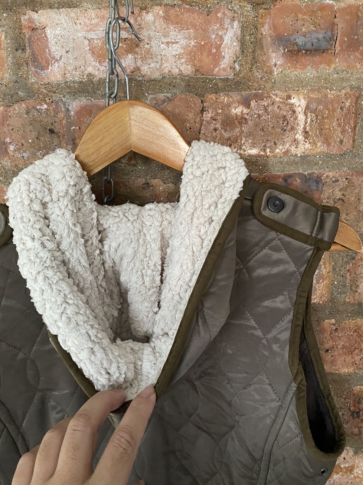5351 POUR LES HOMMES 2000s Diamond stitch sherpa padded sleeveless hoodie Size US M / EU 48-50 / 2 - 12 Thumbnail