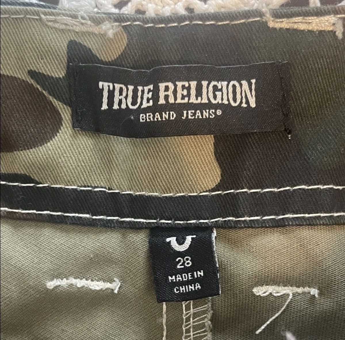True Religion True religion hunting camo jeans Size US 28 / EU 44 - 6 Thumbnail