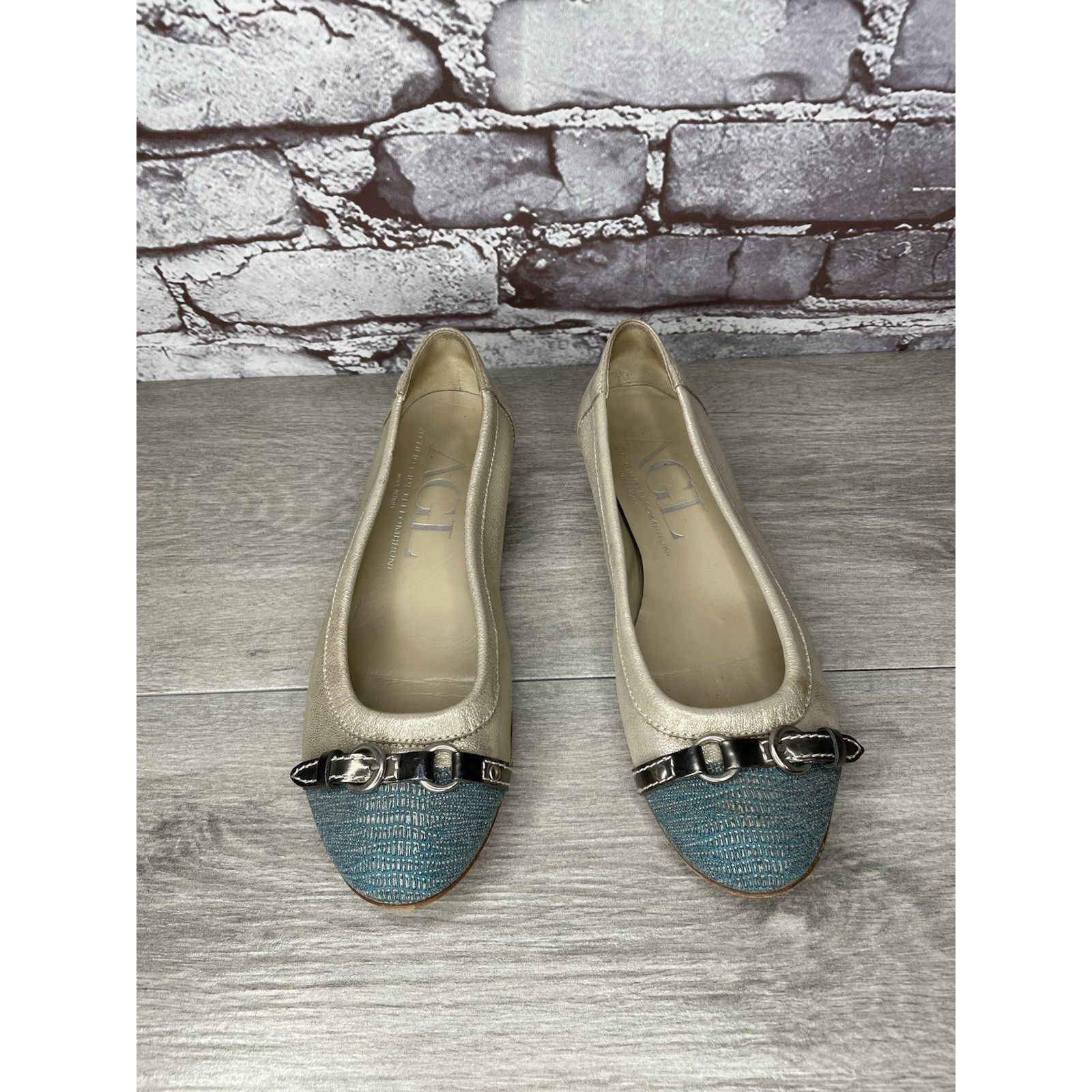 AGLINI AGL Metallic Gold Shimmer Leather Blue Cap Toe Ballet Flats Size US 6 / IT 36 - 5 Thumbnail