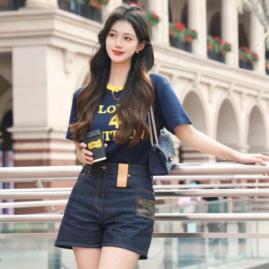 Louis Vuitton LOUIS VUITTON color blocked denim short wmn's black 34 Size 25" / US 0 / IT 36 - 8 Thumbnail