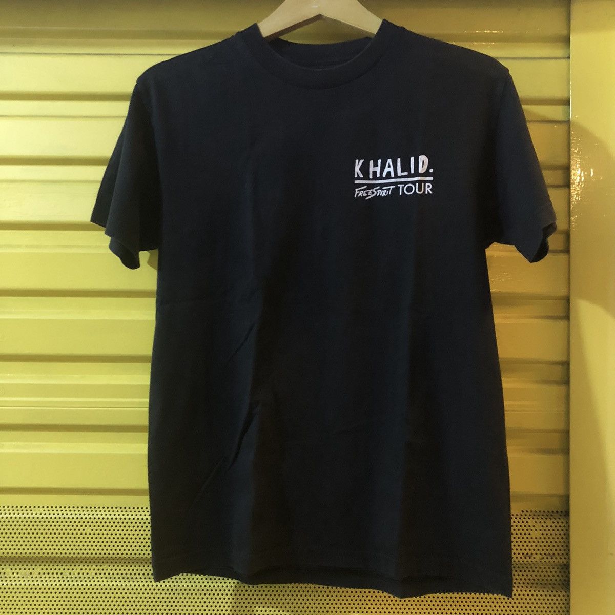 Rap Tees 2019 Khalid Free Spirit Tour Tee Size US M / EU 48-50 / 2 - 6 Thumbnail
