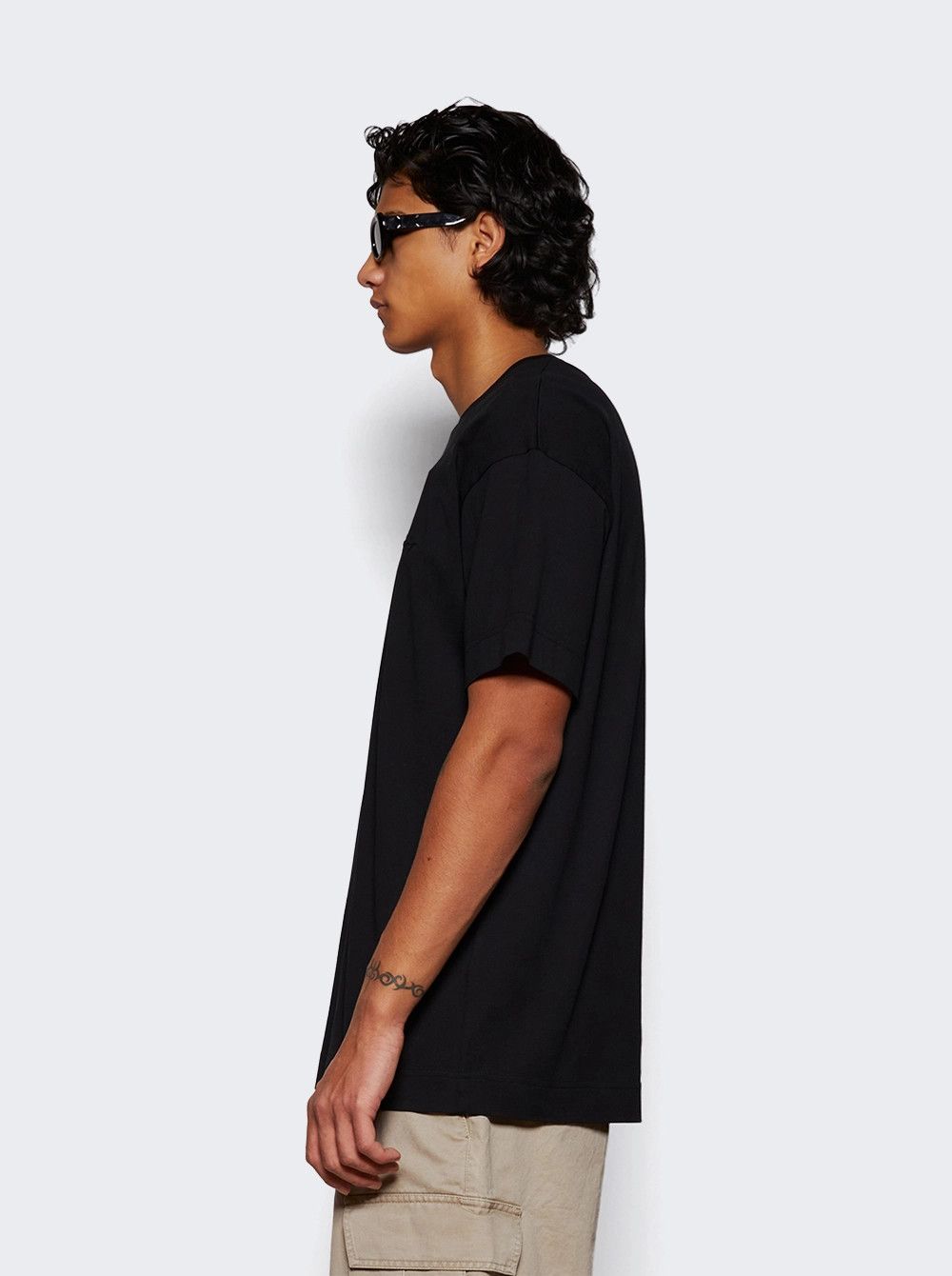 Givenchy o1mle0326 Standard Short Sleeve Tee Shirt in Black Size US XS / EU 42 / 0 - 4 Thumbnail