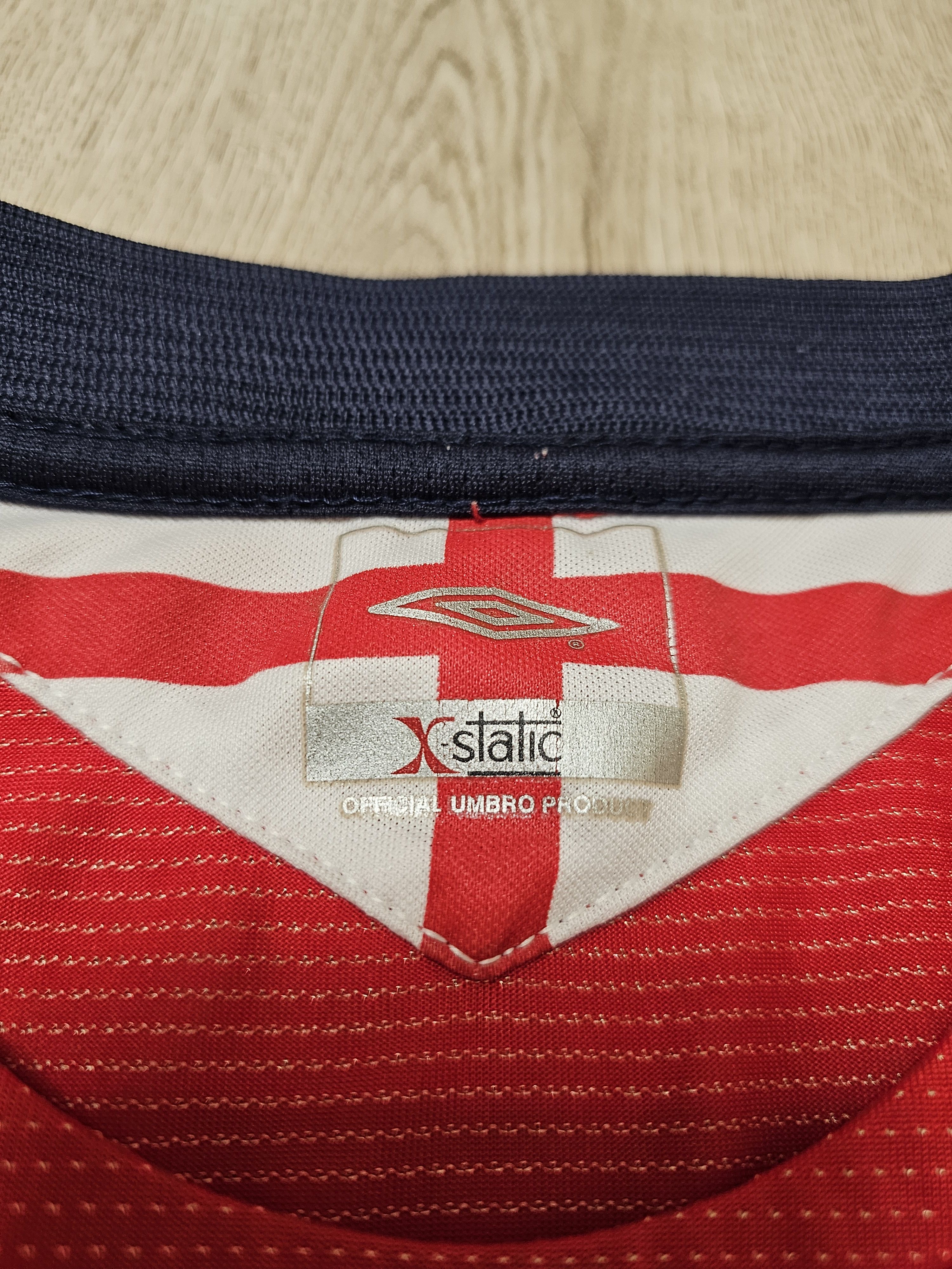 Umbro × Vintage ENGLAND 2004 2006 AWAY FOOTBALL SHIRT SOCCER JERSEY Size US L / EU 52-54 / 3 - 7 Thumbnail