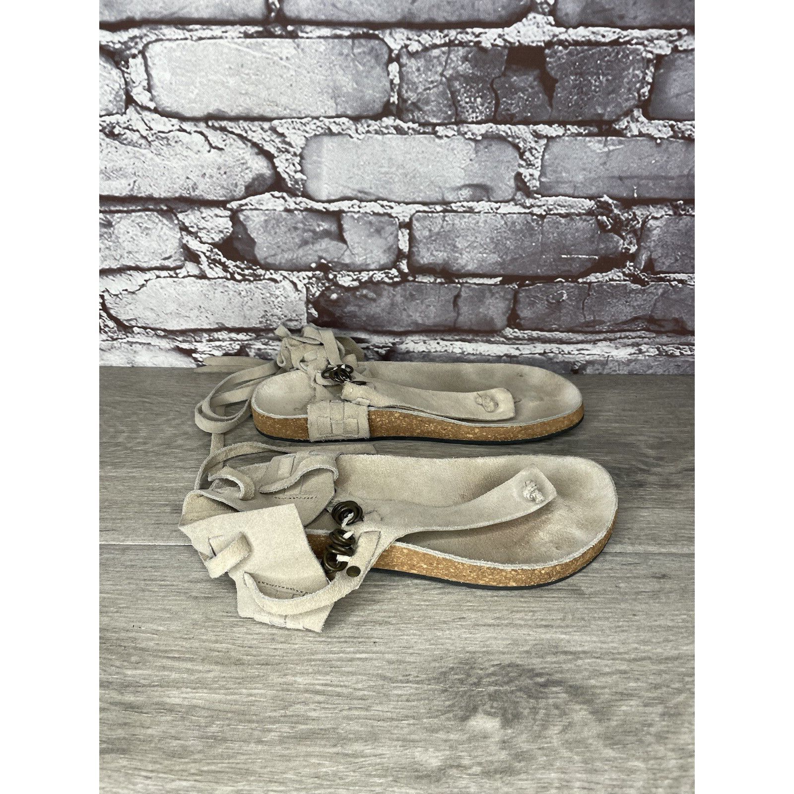 Free People Free People Grey Suede Leather Collins Thong Chain Strappy S Size US 6 / IT 36 - 16 Thumbnail