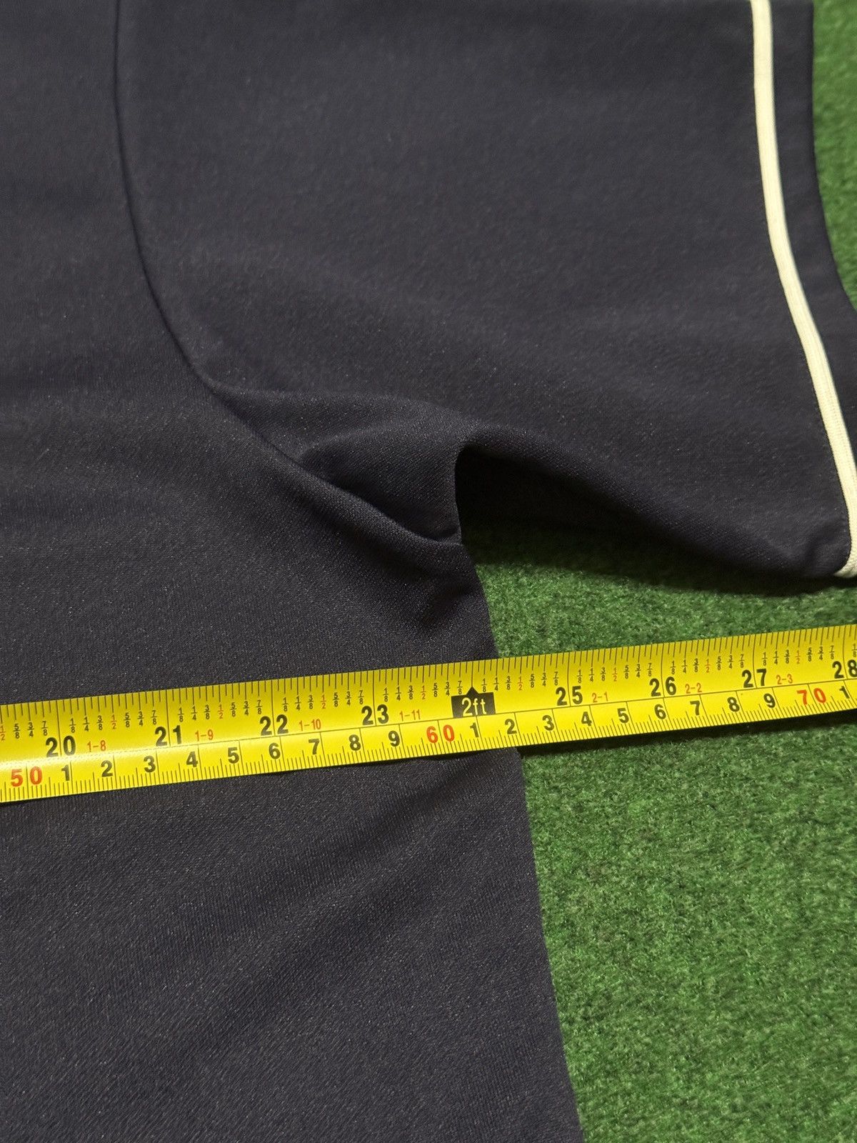 Majestic Cleveland Indians Vintage XL/XXL 24x32 MLB Baseball Jersey Size US XL / EU 56 / 4 - 7 Thumbnail