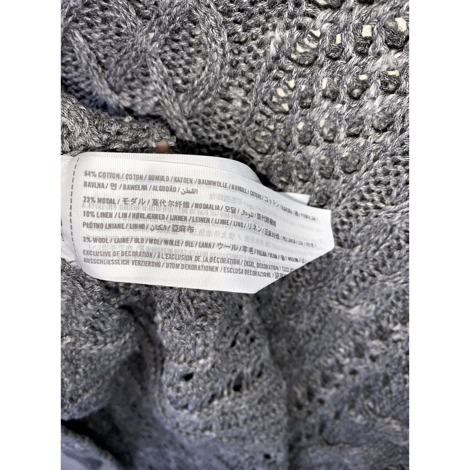 Abercrombie & Fitch Abercrombie & Fitch Women’s/Teen XS/S Gray Hi-Lo Cable Open Knit Sweater Shirt Pullover Ladies Black White Gray 90s? Size XS / US 0-2 / IT 36-38 - 7 Thumbnail