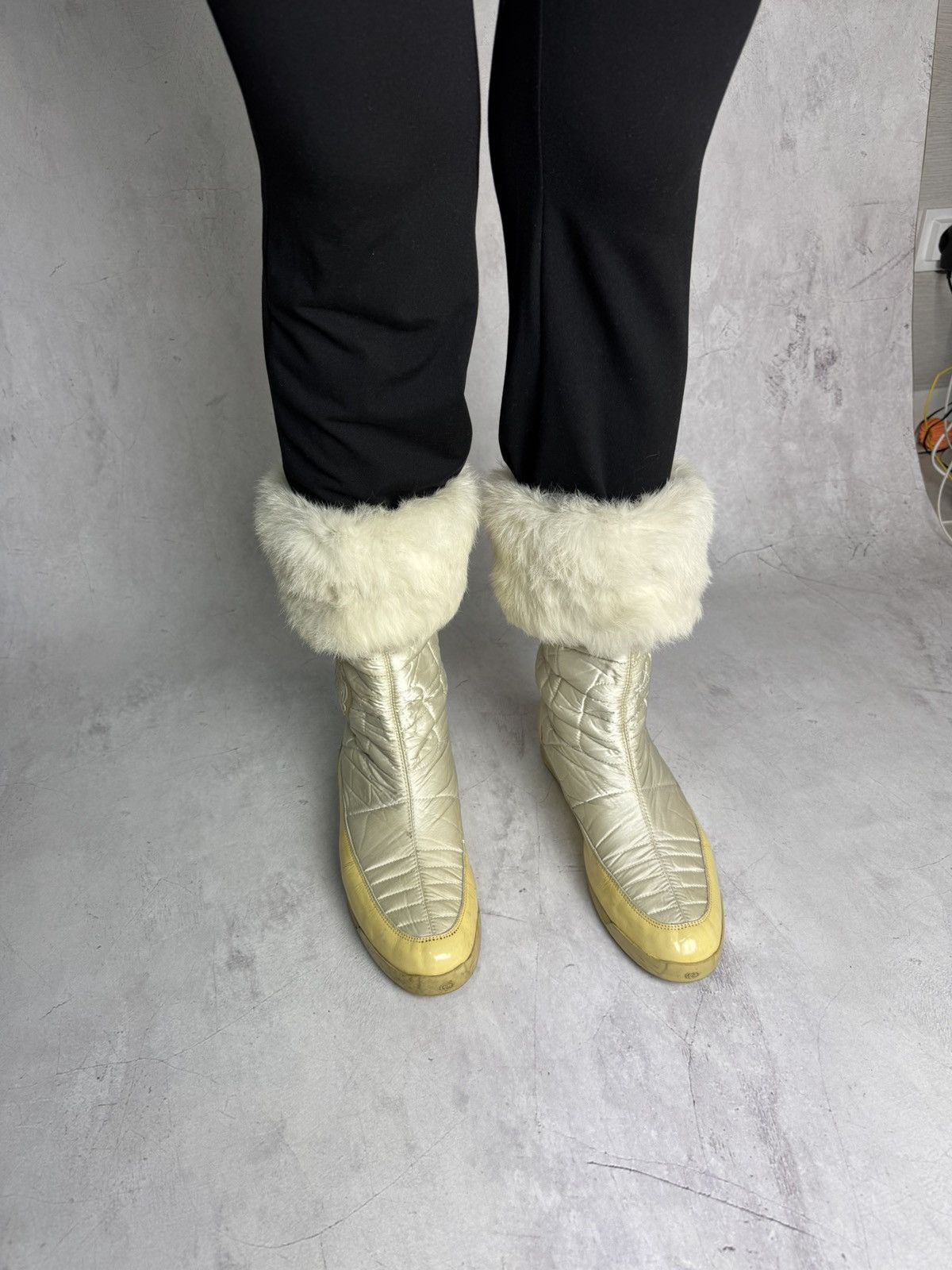 Gucci Gucci Fur Trim Quilted Winter Boots Wide Relaxed Fit Size US 10.5 / IT 40.5 - 20 Thumbnail