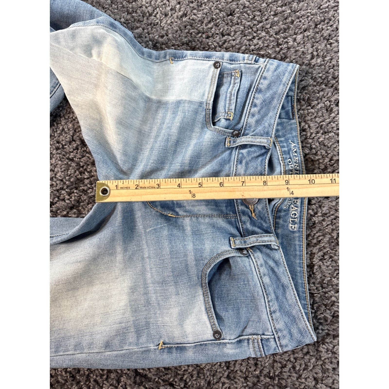 American Eagle Outfitters American Eagle Jeans Skinny Womens 4 28x30 Blue Distressed Low Rise Light Wash Denim Pockets 28 Inseam Regular Slim Jeans Women Size 27" / US 4 / IT 40 - 5 Thumbnail