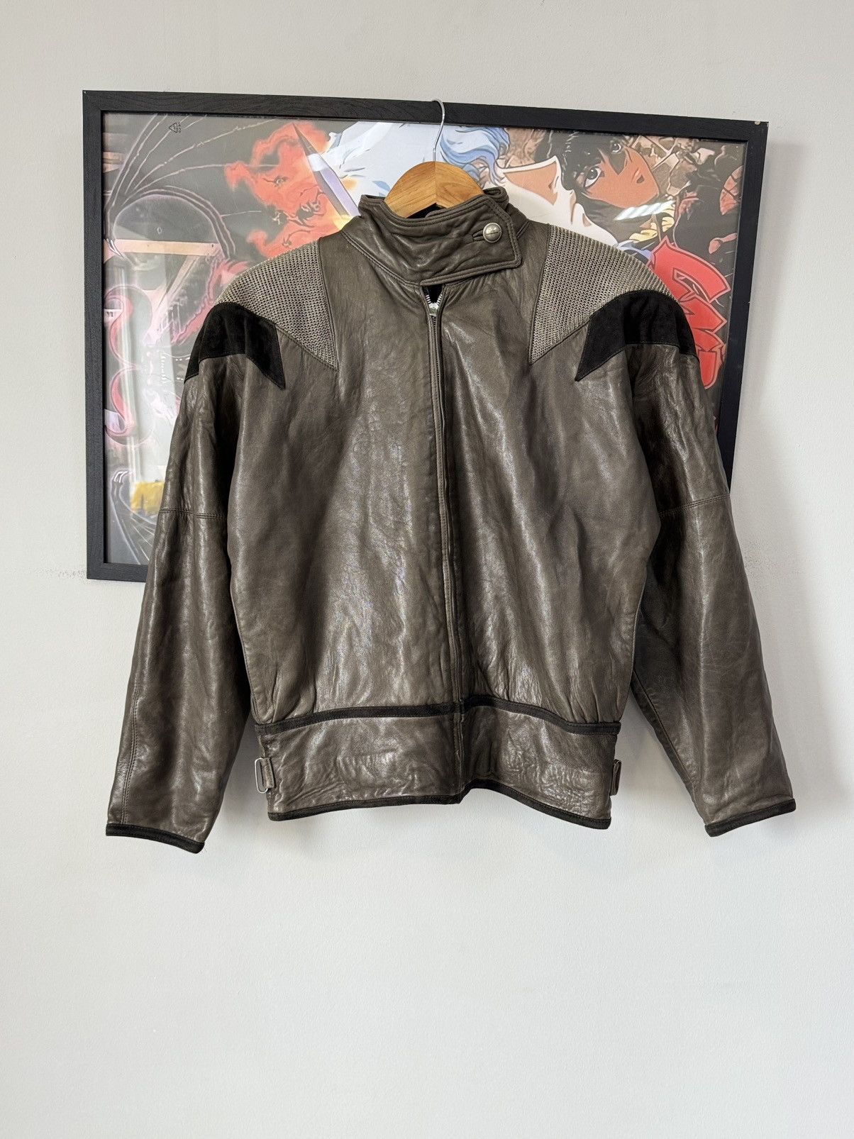 Versace Vintage Gianni Versace 1980s chain shoulder leather jacket Size US S / EU 44-46 / 1 - 5 Thumbnail