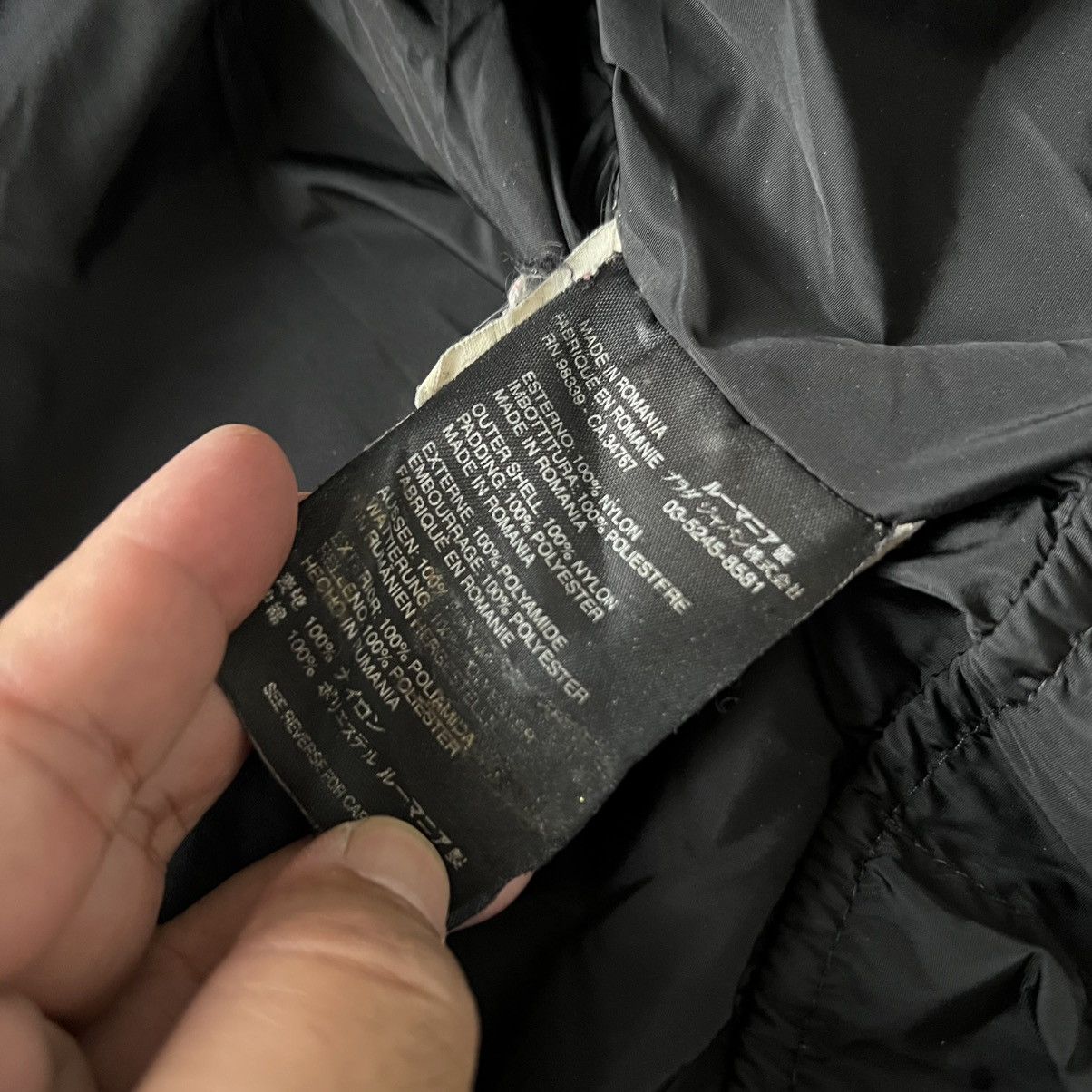 Prada Prada puff black jacket nylon Size M / US 6-8 / IT 42-44 - 15 Thumbnail