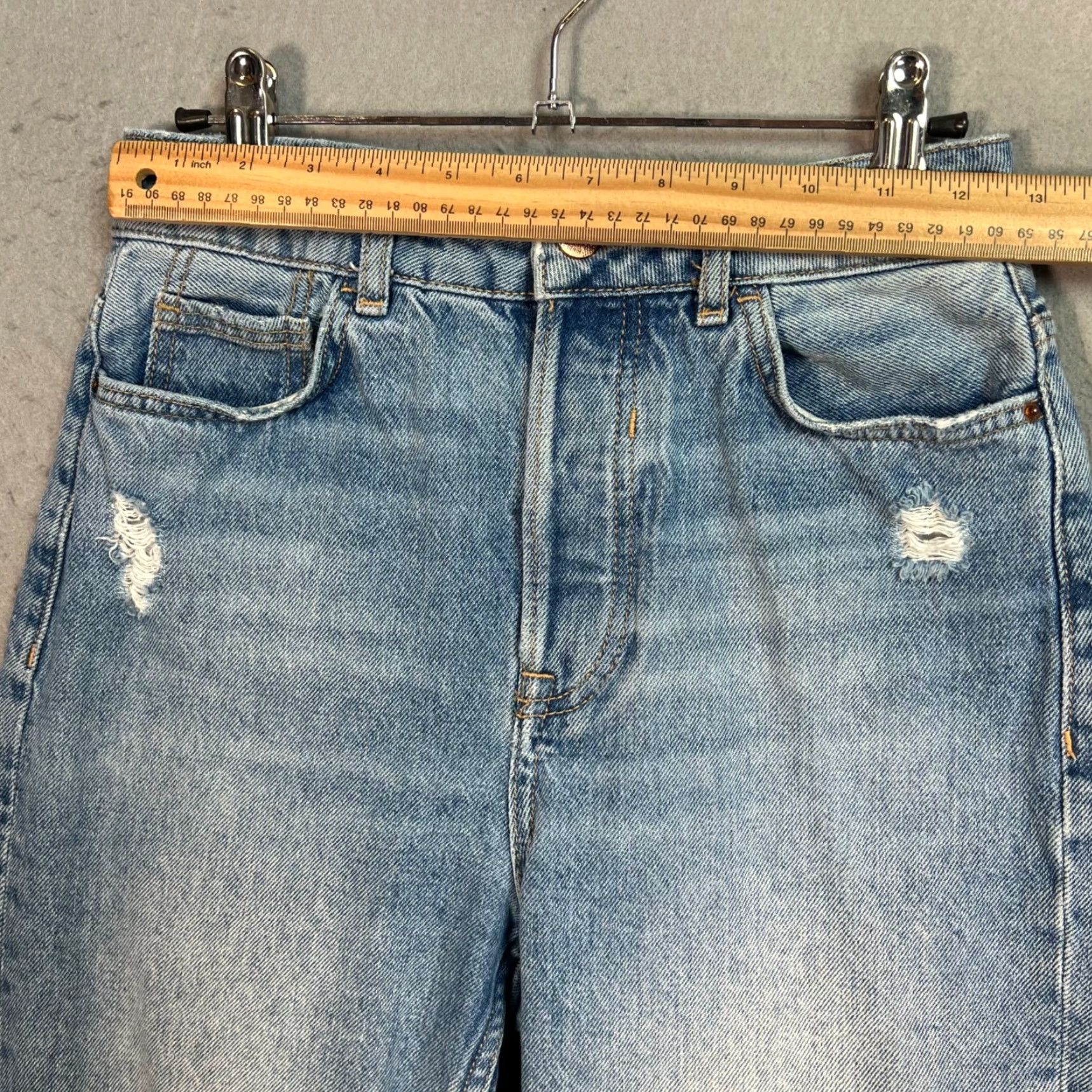Zara ZARA Denim Jeans Distressed High-Waist 25" Inseam 25" Regular 2 Adult Womens Blue 90s Style Jeans Mens? Womens Size 26" / US 2 / IT 38 - 5 Thumbnail