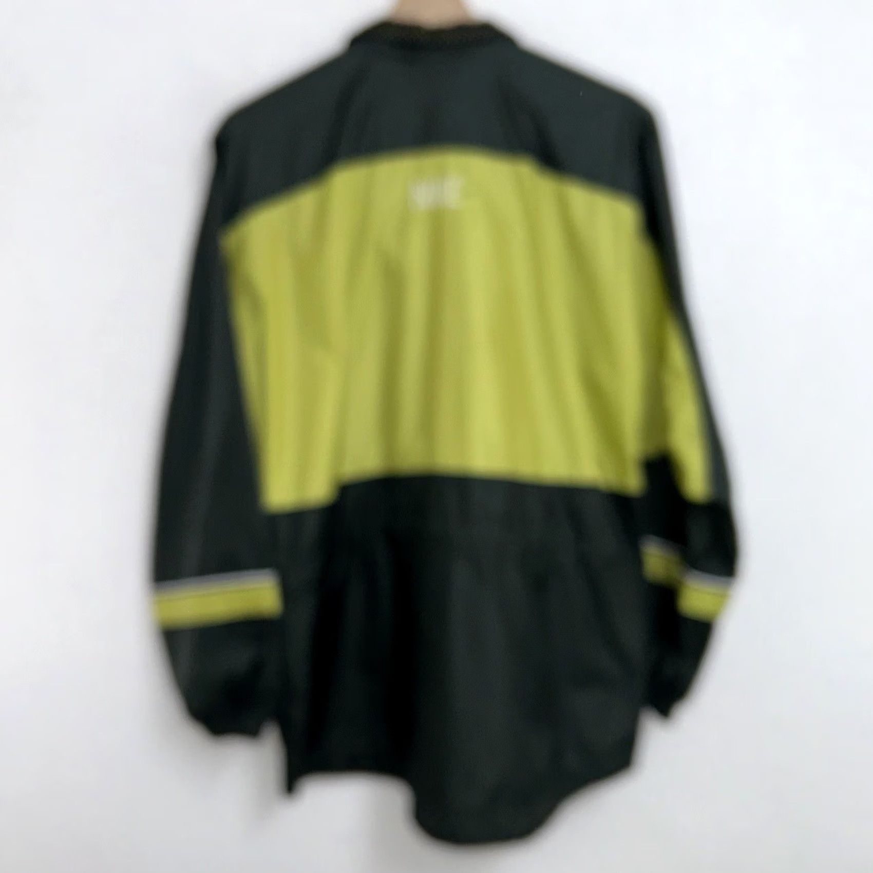 Nike VINTAGE Nike Windbreaker Jacket Green Full Zip Men’s Small Shirt Size US S / EU 44-46 / 1 - 2 Thumbnail