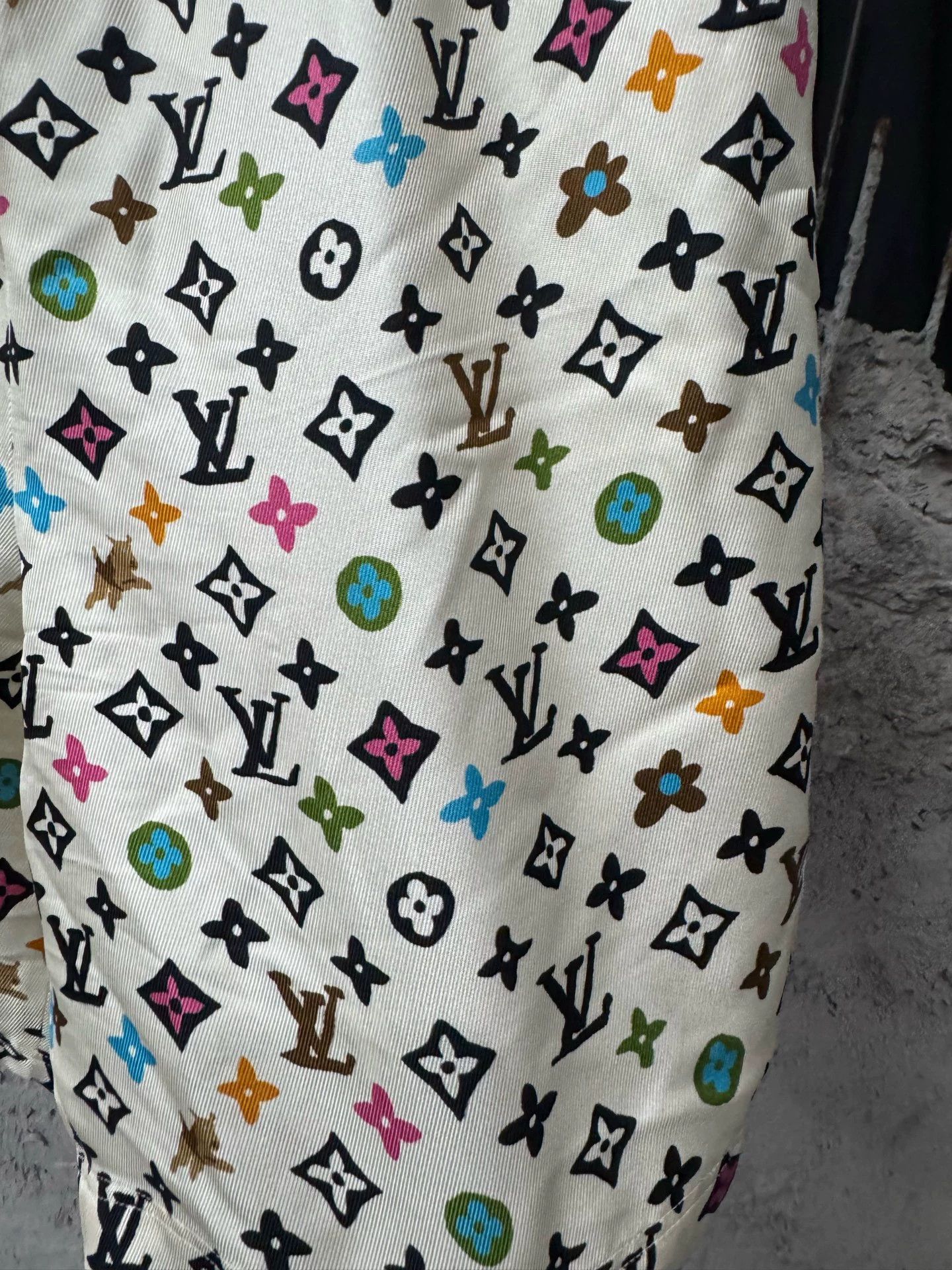Louis Vuitton Louis Vuitton x Pharrell Tyler Silk Shorts Size 44 Size US 28 / EU 44 - 5 Thumbnail