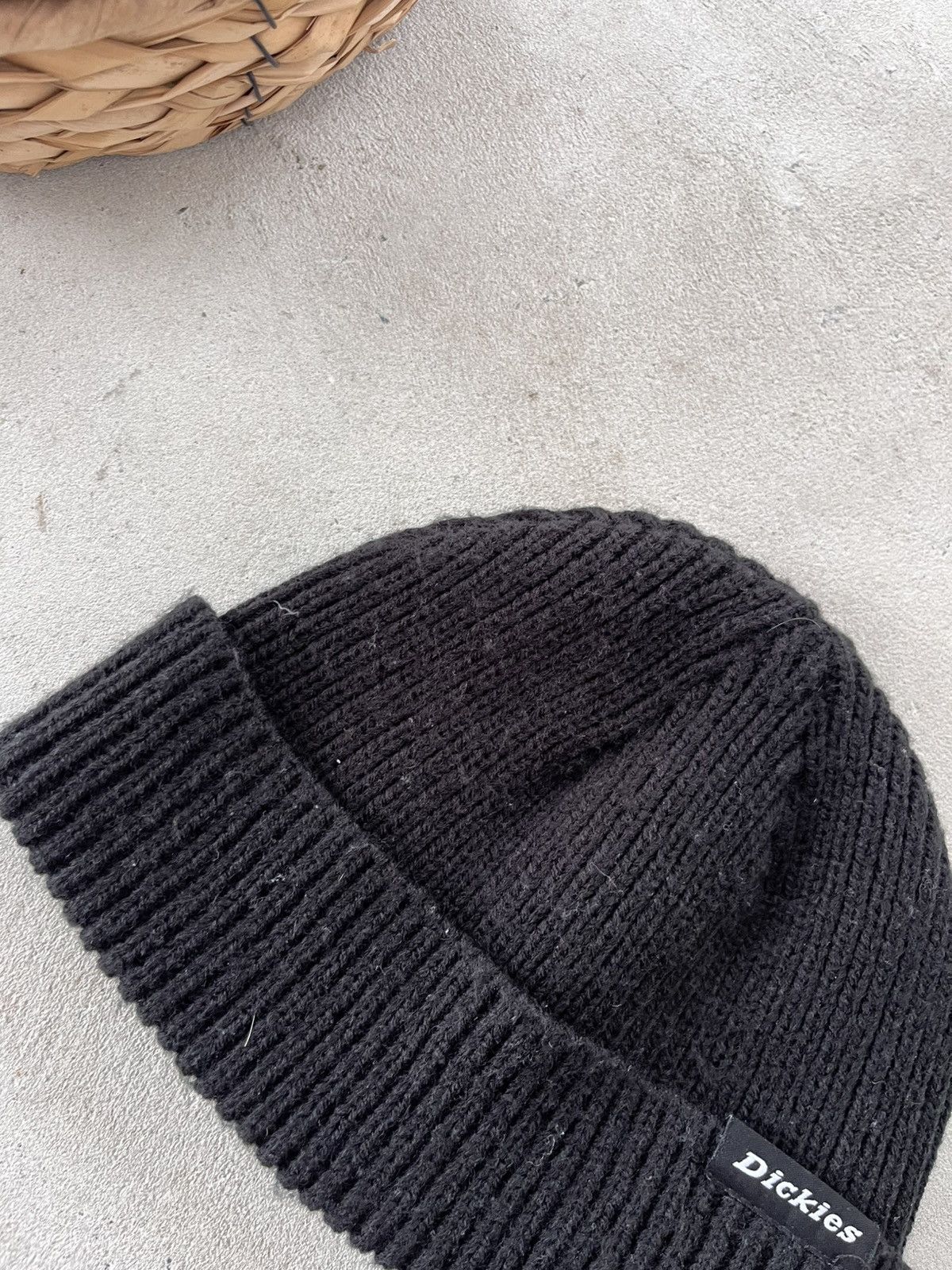 Dickies Vintage Dickies Black Beanie Hat Small Logo sk8 Avantgarde Size ONE SIZE - 6 Thumbnail