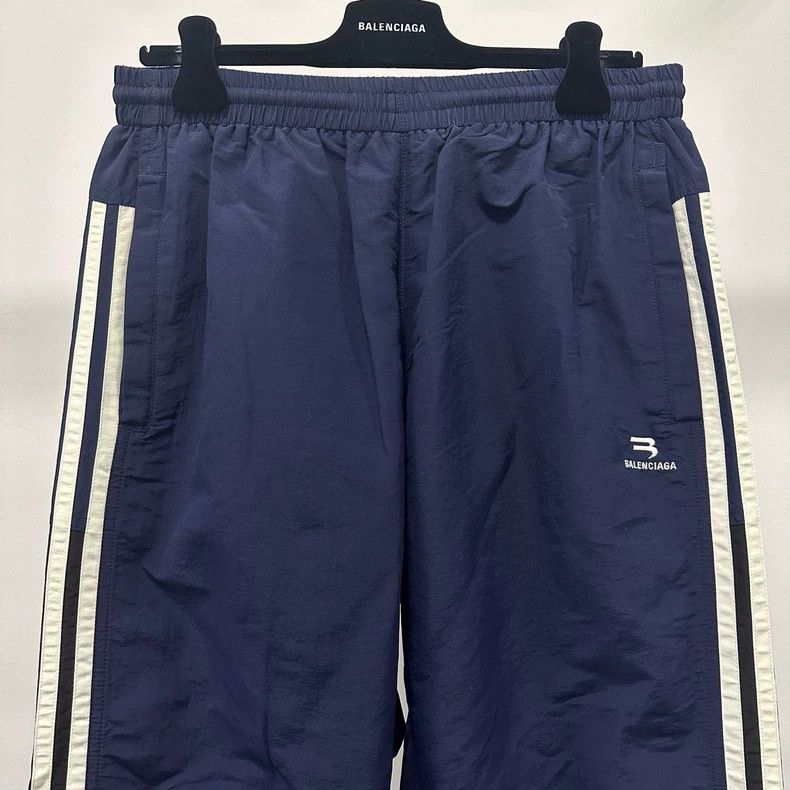 Balenciaga Balenciaga size m SS22 Sporty B embroidered logo nylon pane Size US 30 / EU 46 - 3 Thumbnail
