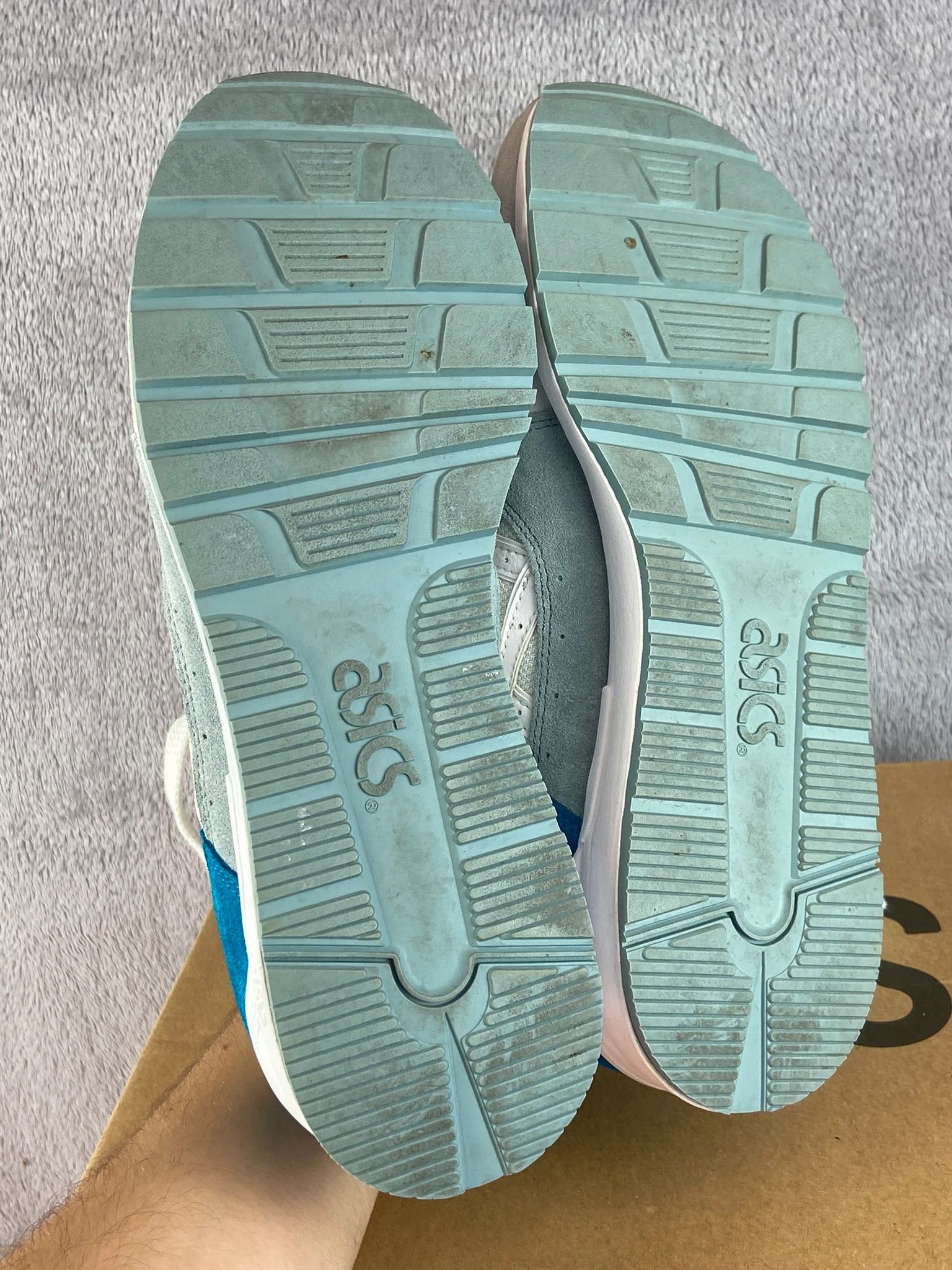 Asics Asics sneakers white blue gel retro running Size US 9 / EU 42 - 8 Thumbnail