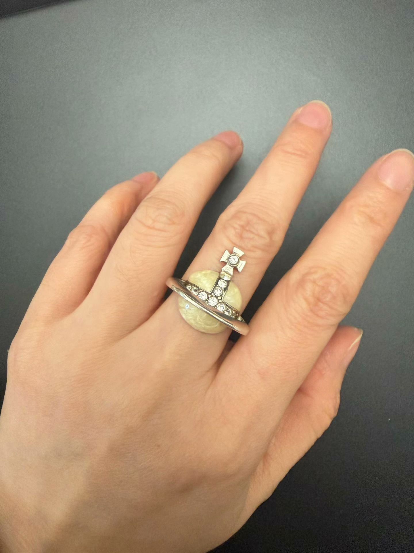 Vivienne Westwood Vivienne Westwood Saturn Ring Size ONE SIZE - 1 Thumbnail