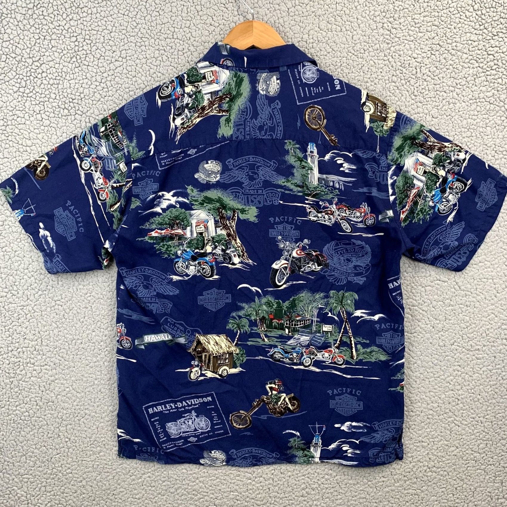 Harley Davidson VINTAGE Harley-Davidson Button-Up Shirt Mens M Blue 90s Hawaiian Rayon Short Sleeve Size US M / EU 48-50 / 2 - 5 Thumbnail
