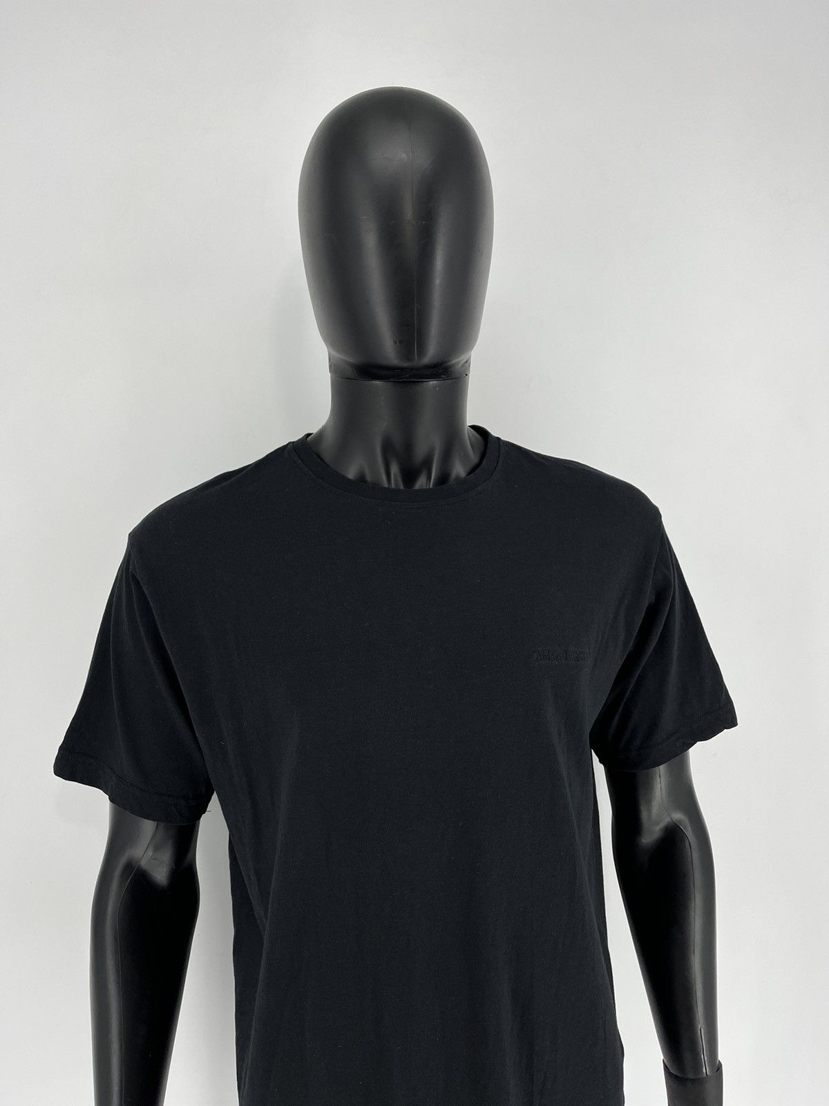 Carlo Colucci × Vintage Vintage Rare Logo Carlo Colucci Black Relaxed T-Shirt Size US XL / EU 56 / 4 - 3 Thumbnail