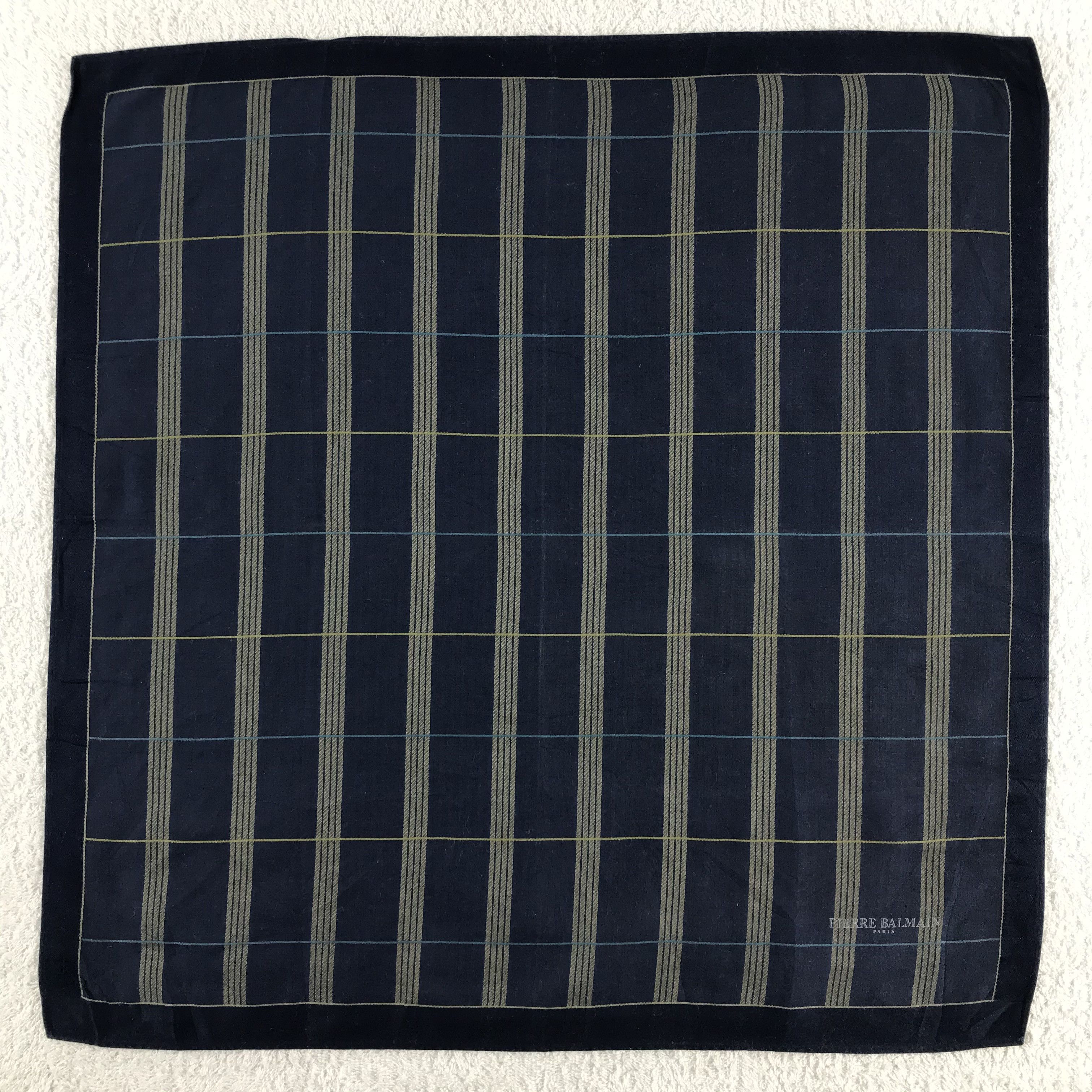 Pierre Balmain × Vintage Pierre Balmain Bandana / Handkerchief / Neckerchief - S075 Size ONE SIZE - 1 Thumbnail