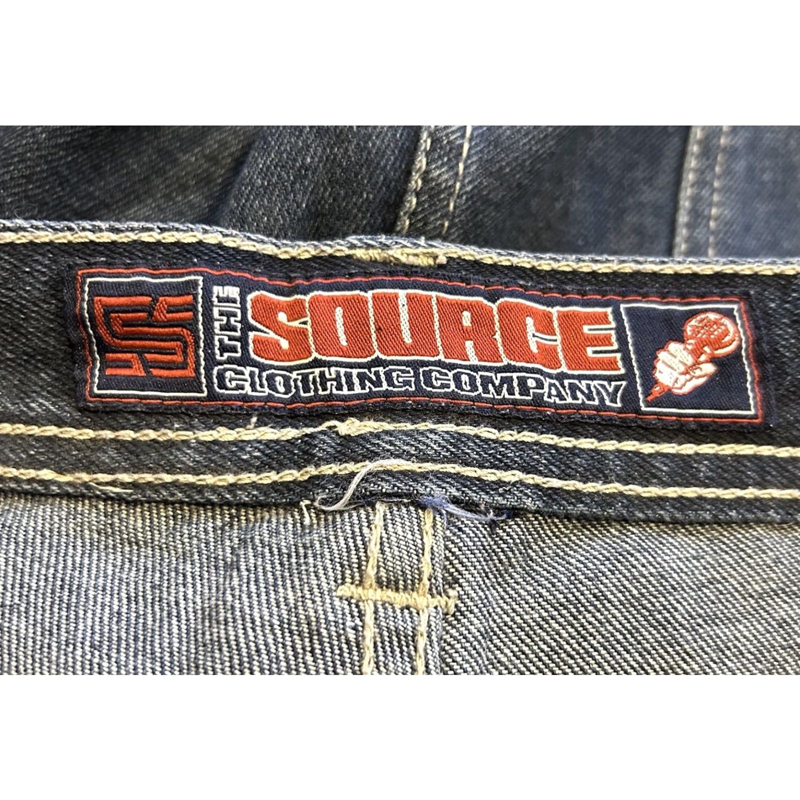 Vintage VINTAGE SOURCE Baggy Long Wide Blue Jean Shorts Jorts 90s Hip Hop Grunge 40 Mens Regular Size US 40 / EU 56 - 7 Thumbnail