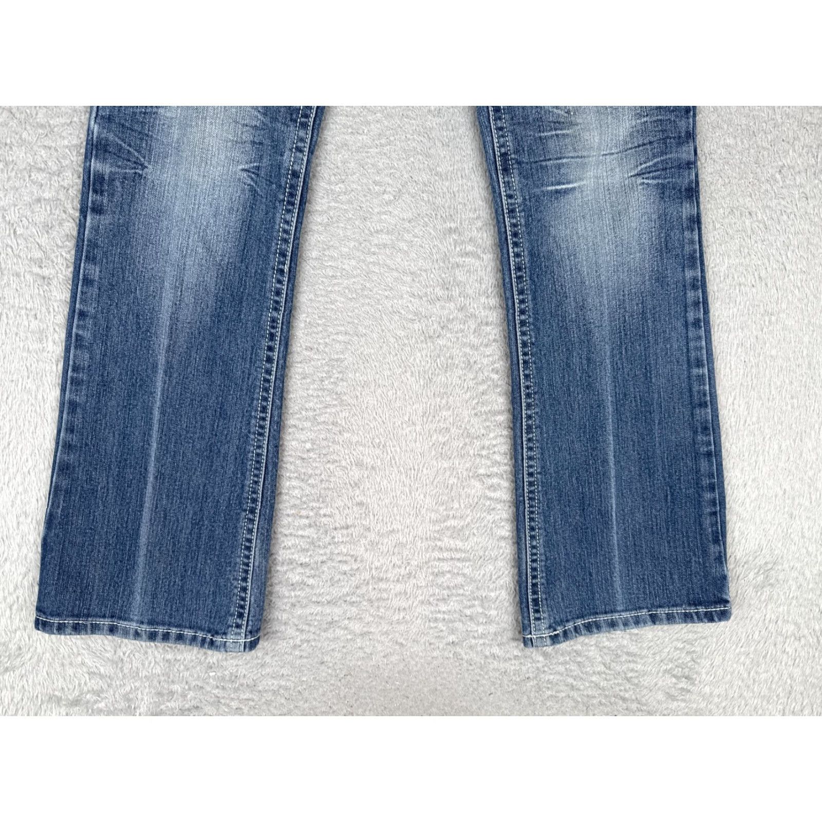 Denime Soundgirl Jeans Bootcut Juniors 9 Blue Med Wash Low Rise Stretch 30x31 Denim Size 30" / US 8 / IT 44 - 2 Thumbnail
