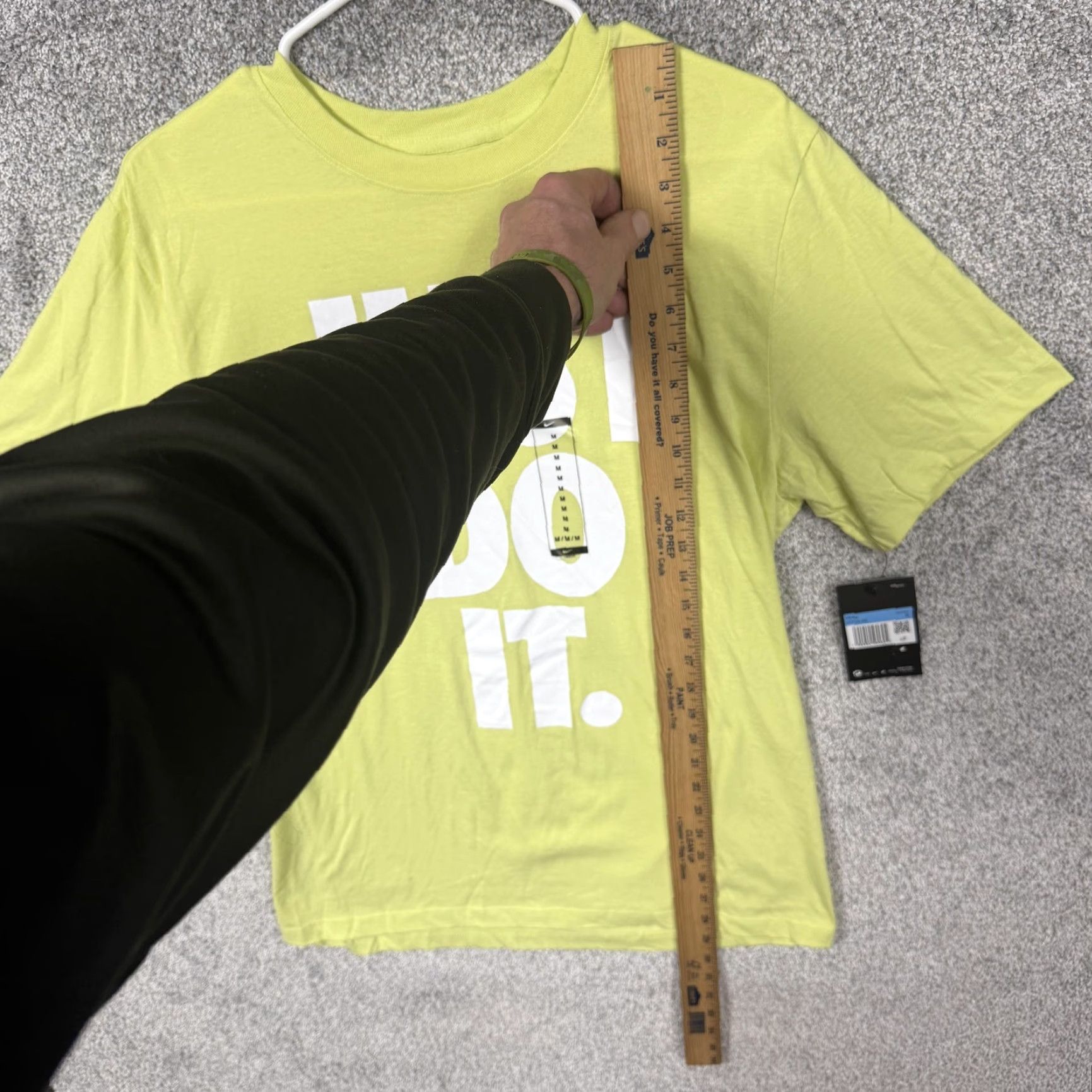 Nike Nike Shirt Mens Medium Lime Green Just Do It The Nike Tee Cotton AT2745-352 Size US M / EU 48-50 / 2 - 3 Thumbnail