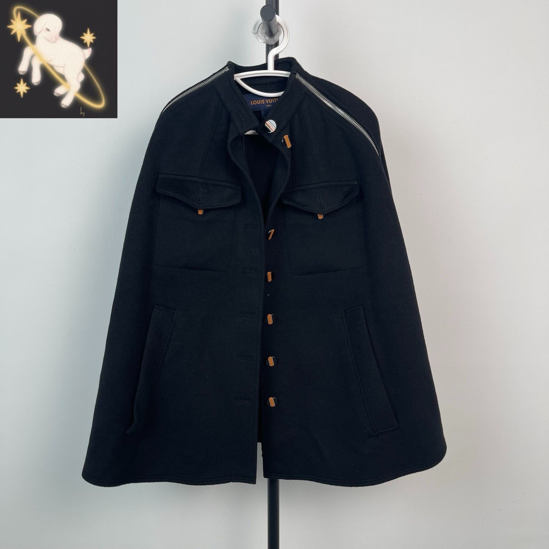 Louis Vuitton Louis Vuitton Black Heavy Coat 36 Men Size US S / EU 44-46 / 1 - 1 Thumbnail