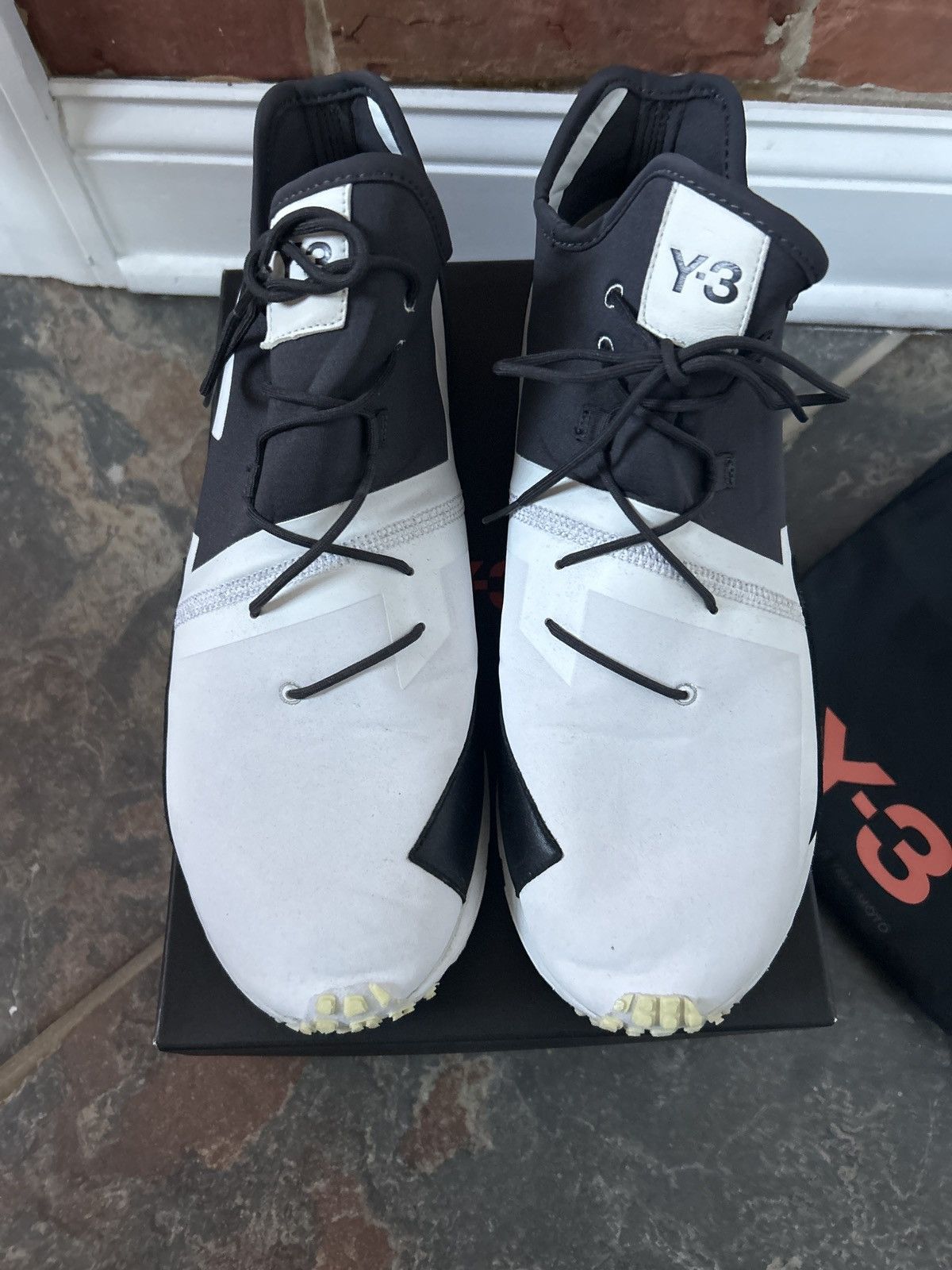 Y-3 Y-3 ARC RC Colorblock pattern black and white sneakers Size US 10 / EU 43 - 3 Thumbnail