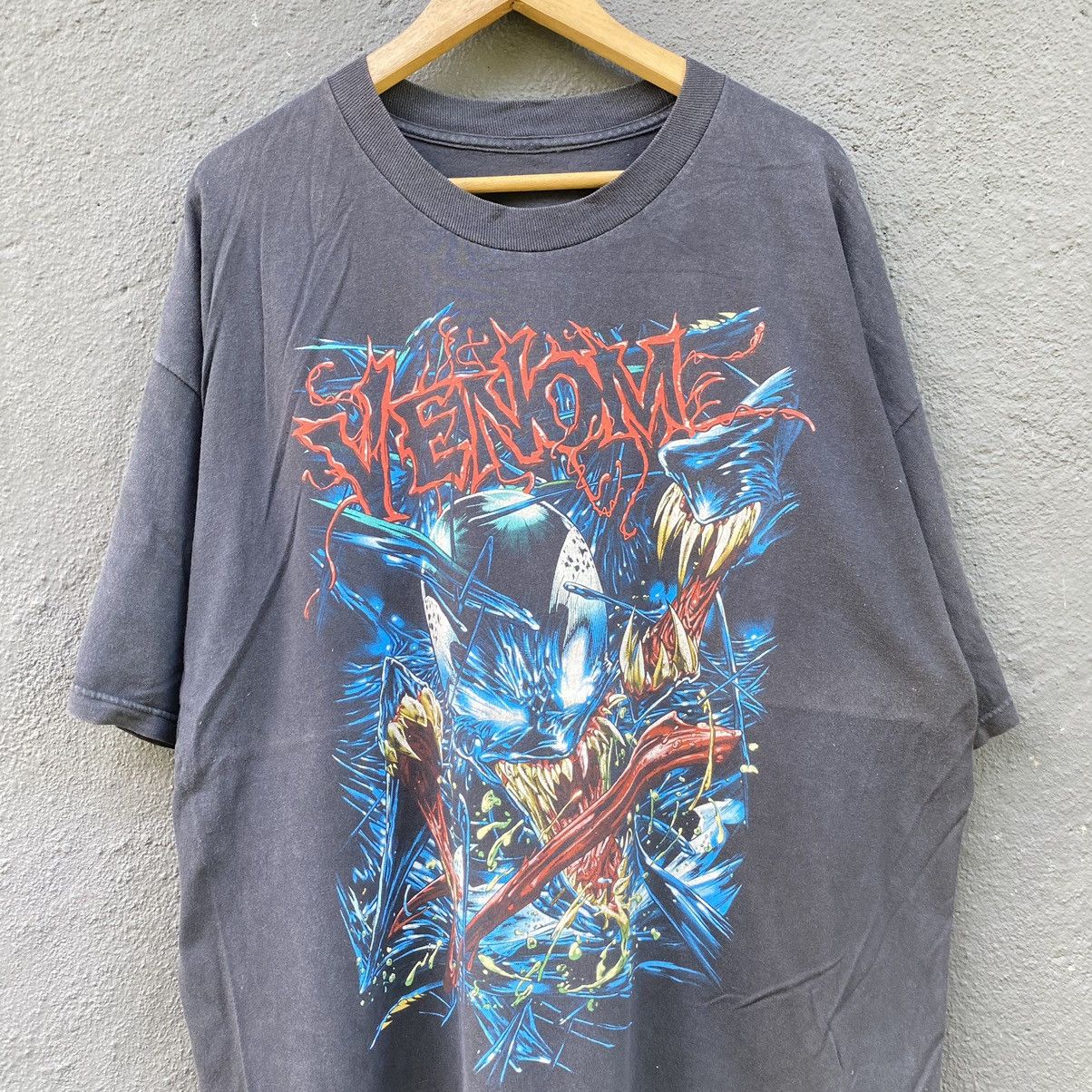 Marvel Comics 💥SICK💥 THRASHED Faded Vintage Y2K Venom ERD GRUNGE TEE Size US XXL / EU 58 / 5 - 2 Thumbnail