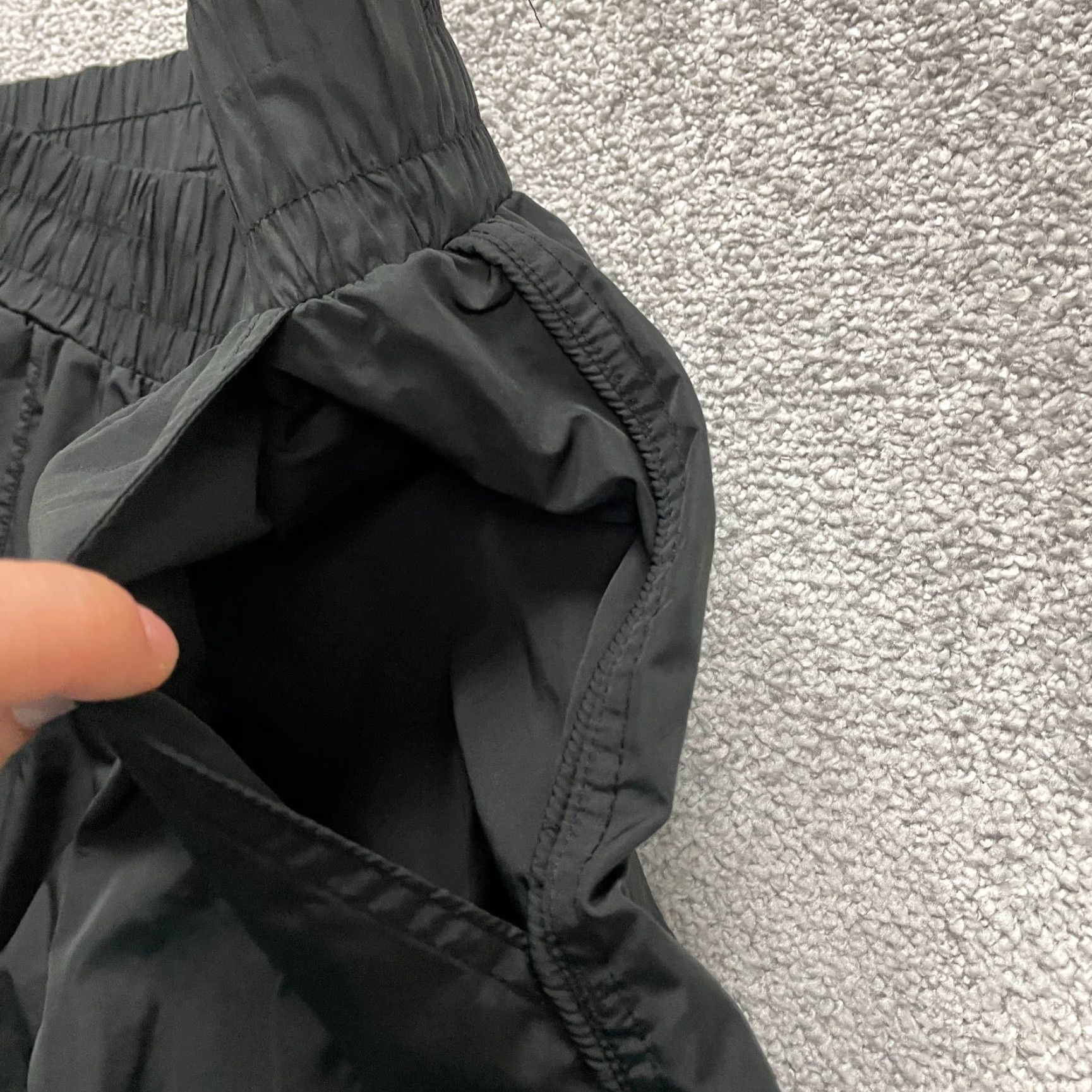 Vintage Honey Cut Pants Women's Track Windbreaker Active 28x27 Black Tapered Size 28" / US 6 / IT 42 - 3 Thumbnail