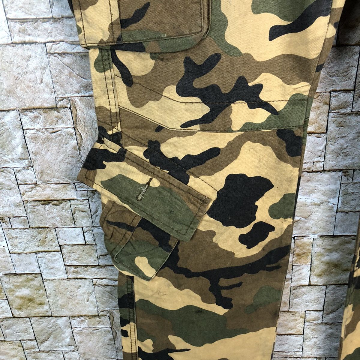 Japanese Brand Matchstick Camo Brown Cargo Multipocket Pants #A138 Size US 31 - 13 Thumbnail