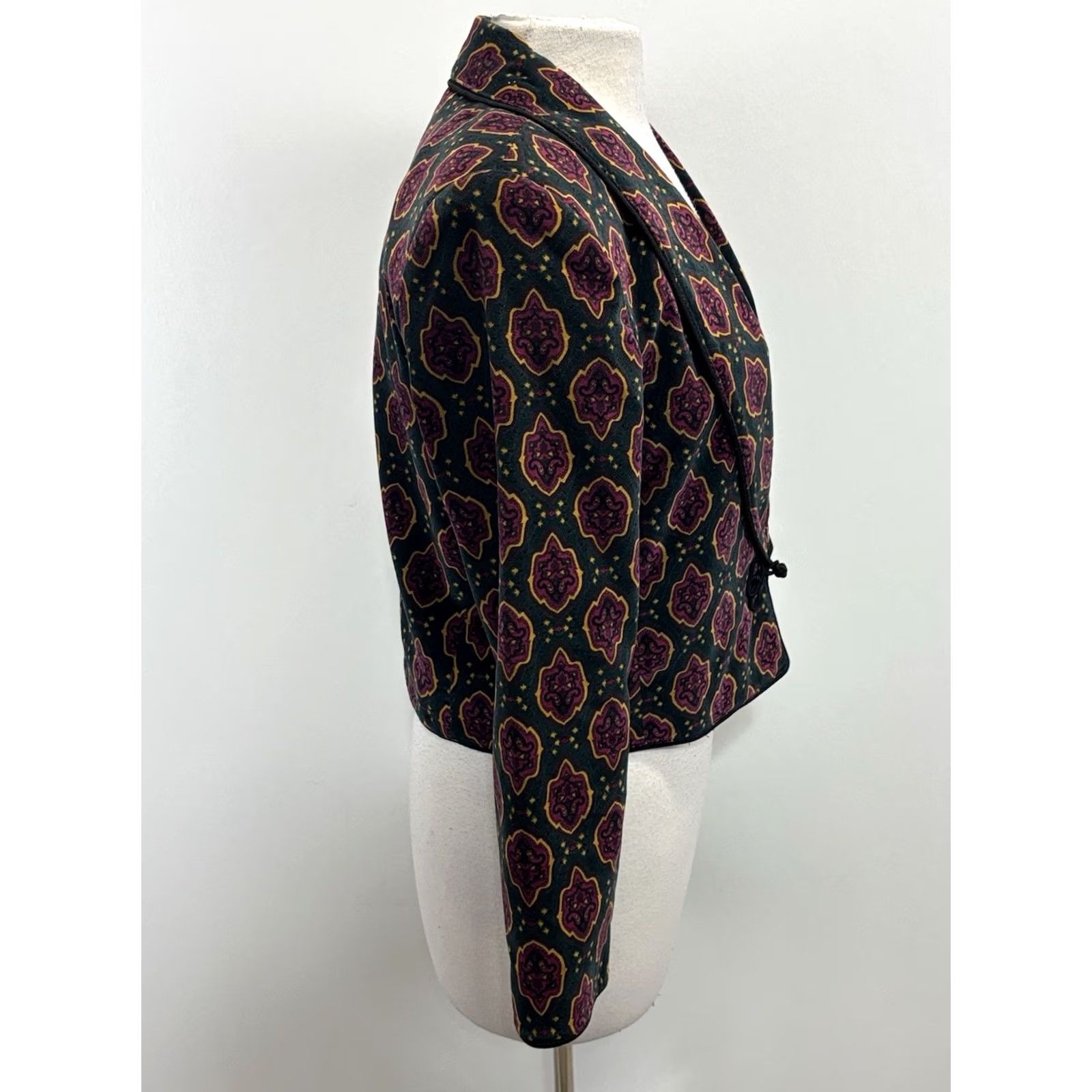 Vintage VINTAGE Bryn Connelly Jacket 12P Vtg Velvet Skirt Suit Set Womens Petite Toggle 90s Size 34" / US 12 / IT 48 - 5 Thumbnail