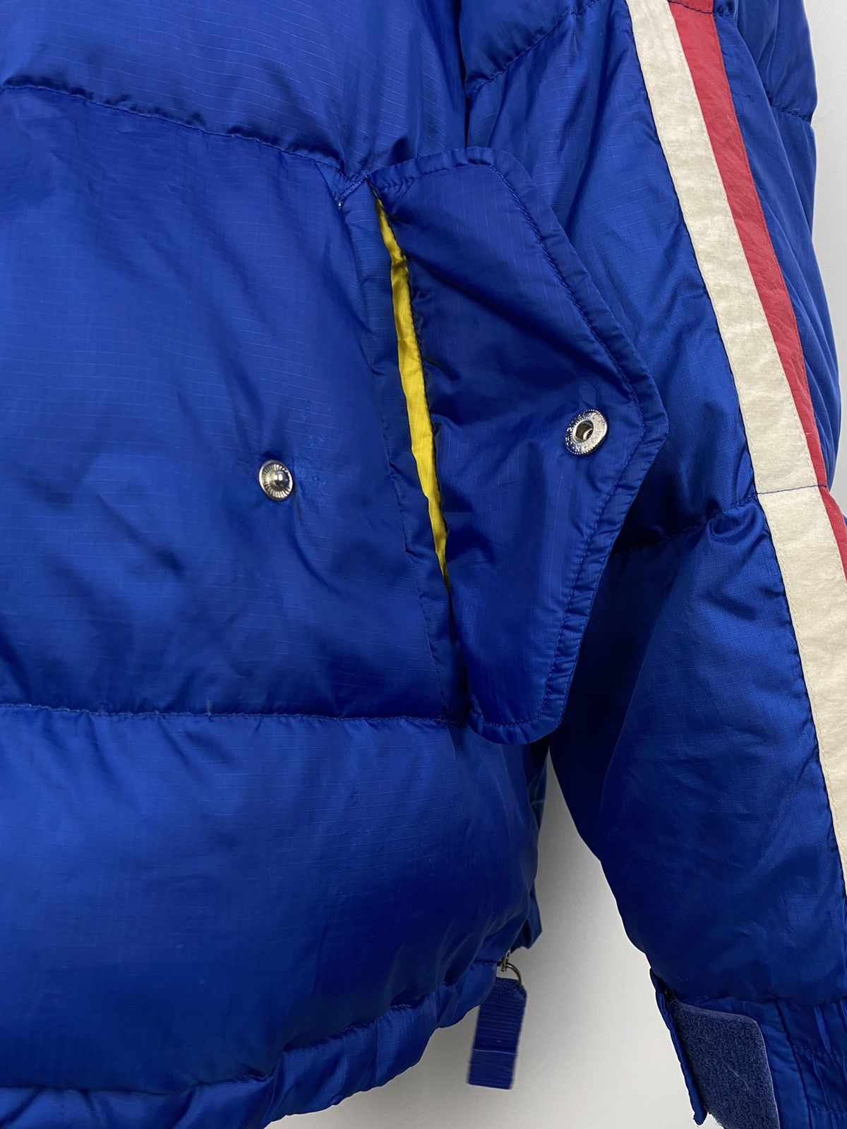 Tommy Hilfiger Vintage Tommy Hilfiger Boardsports Puffer Down Jacket Nike Size US L / EU 52-54 / 3 - 4 Thumbnail