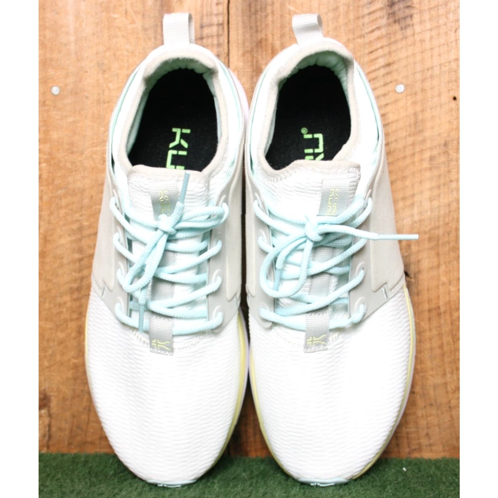 Vintage KURU Atom White Gray Blue Walking Sneakers Women's Sz. 10 Wide Sneaker, Lace Up, Low Top, Athletic Shoes, US 10, EU 41 Size US 8 / IT 38 - 4 Thumbnail