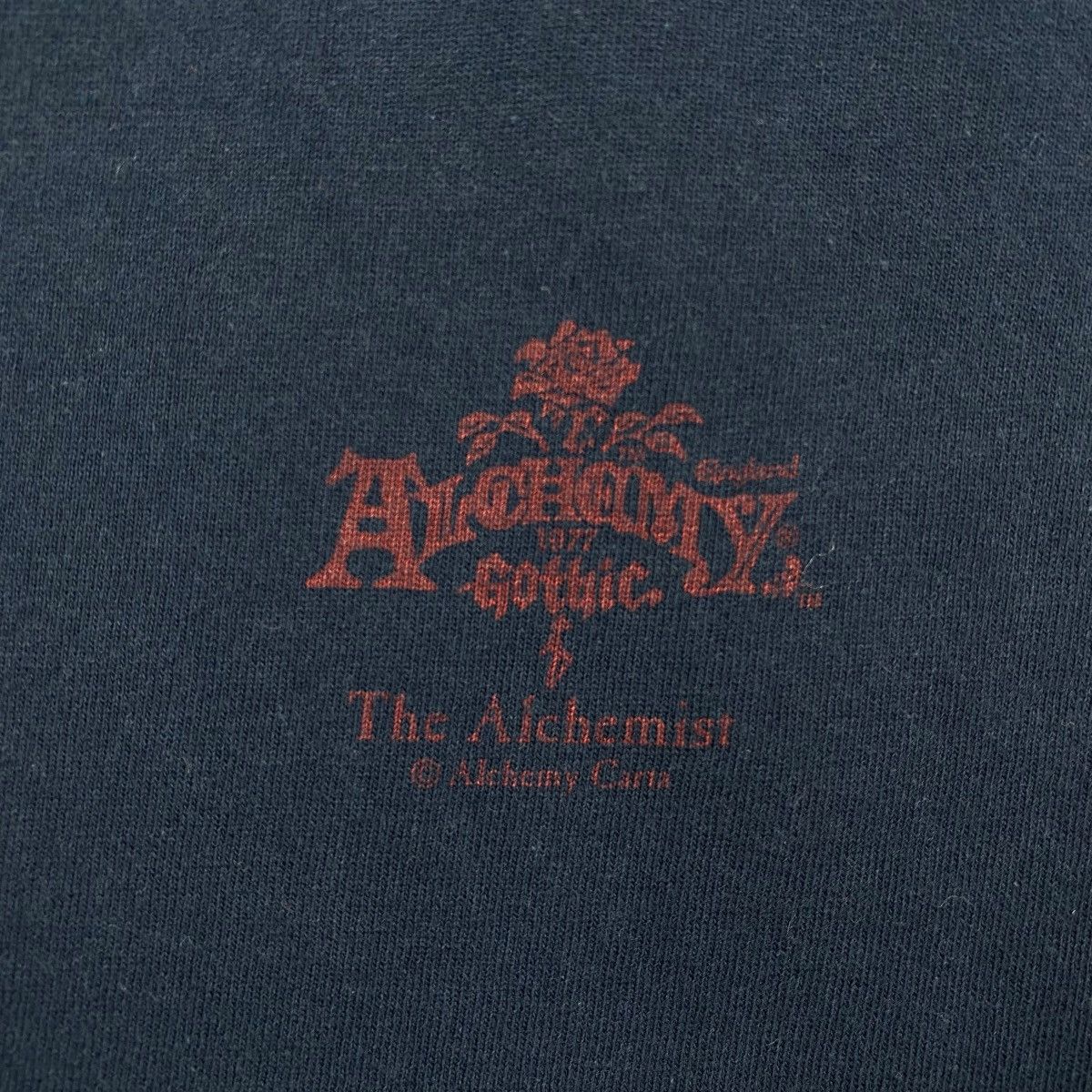 Fashion Victim Vintage ALCHEMY ENGLAND The Alchemist Fashion Victim Tee Size US XL / EU 56 / 4 - 3 Thumbnail