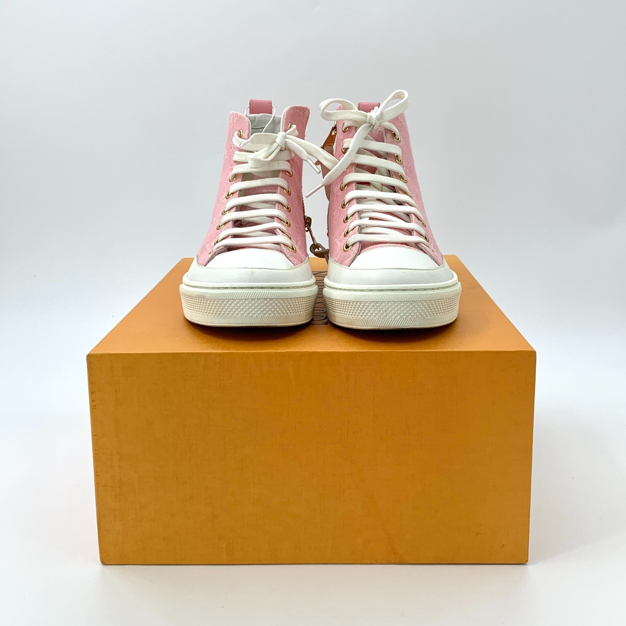 Louis Vuitton Pink Logo Monogram Lace-up High-Top Canvas Sne