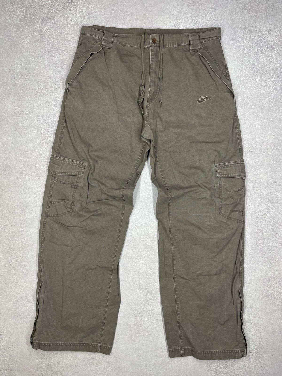 Nike Vintage Nike Cargo Pants Grey Drill Y2K TECH ACG TN Size US 36 / EU 52 - 2 Thumbnail