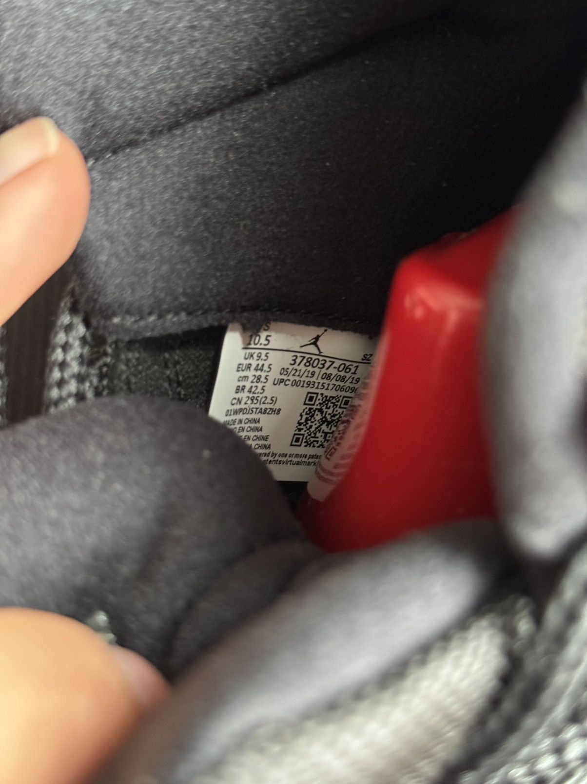 Jordan Brand Jordan 11 Playoffs Bred 2019 Size US 10.5 / EU 43-44 - 9 Thumbnail