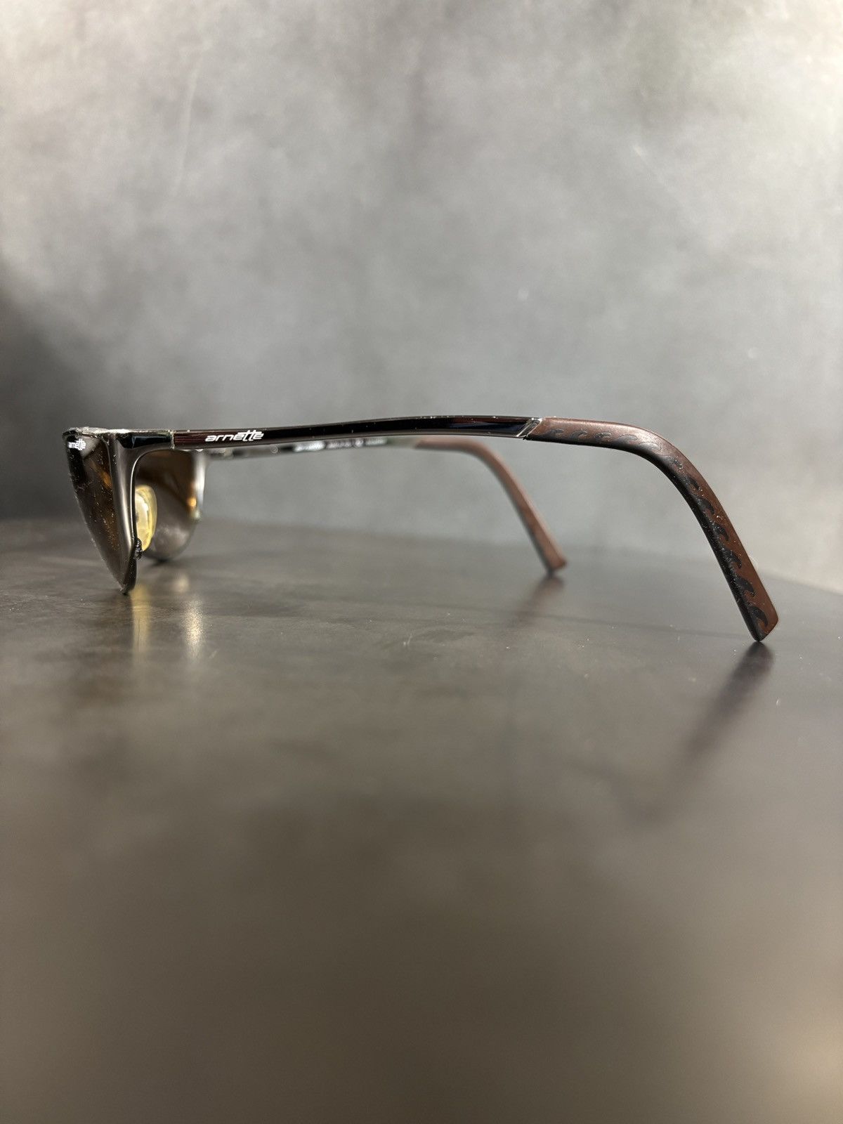 Arnette Vintage Arnette Sunglasses Colt 3019 Made in Italy 90s 2000s Size ONE SIZE - 6 Thumbnail
