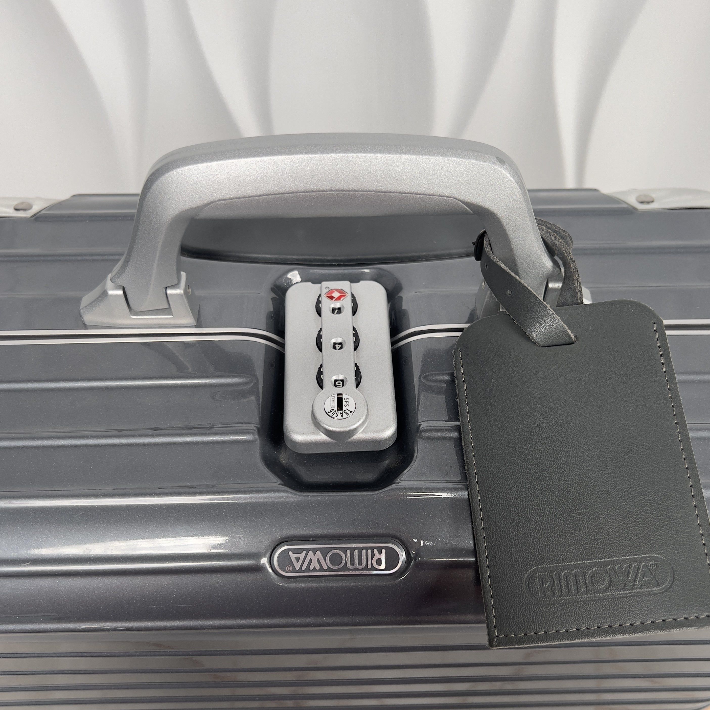 Rimowa Limbo Business Trolley 27 L 4-Wheels Carry Suitcase Luggage Size ONE SIZE - 8 Thumbnail